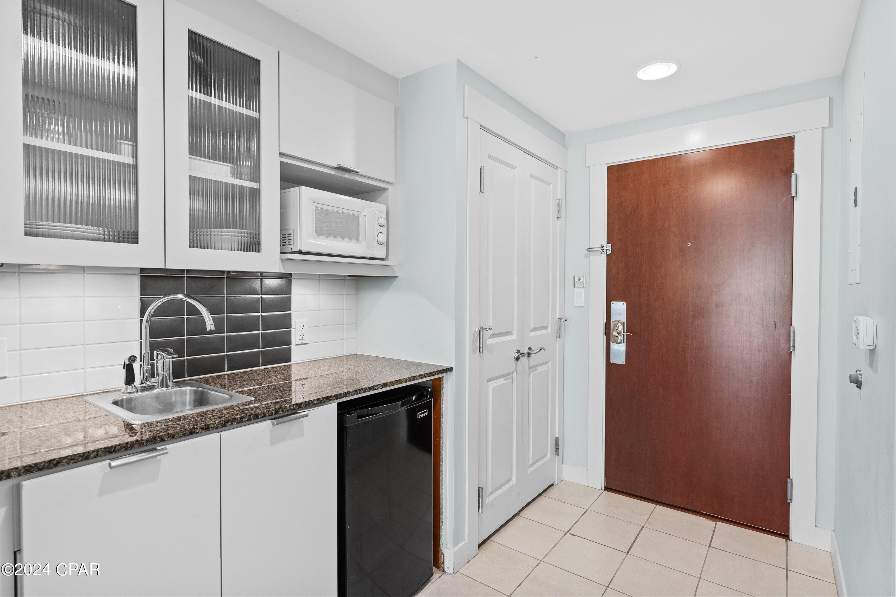 Bahia Condo - Residential