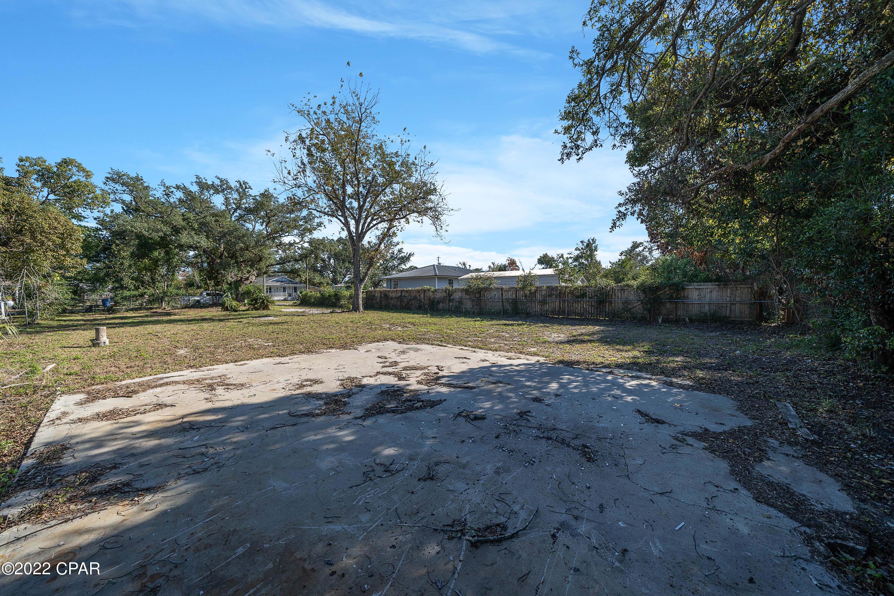 [No Recorded Subdiv] - Land