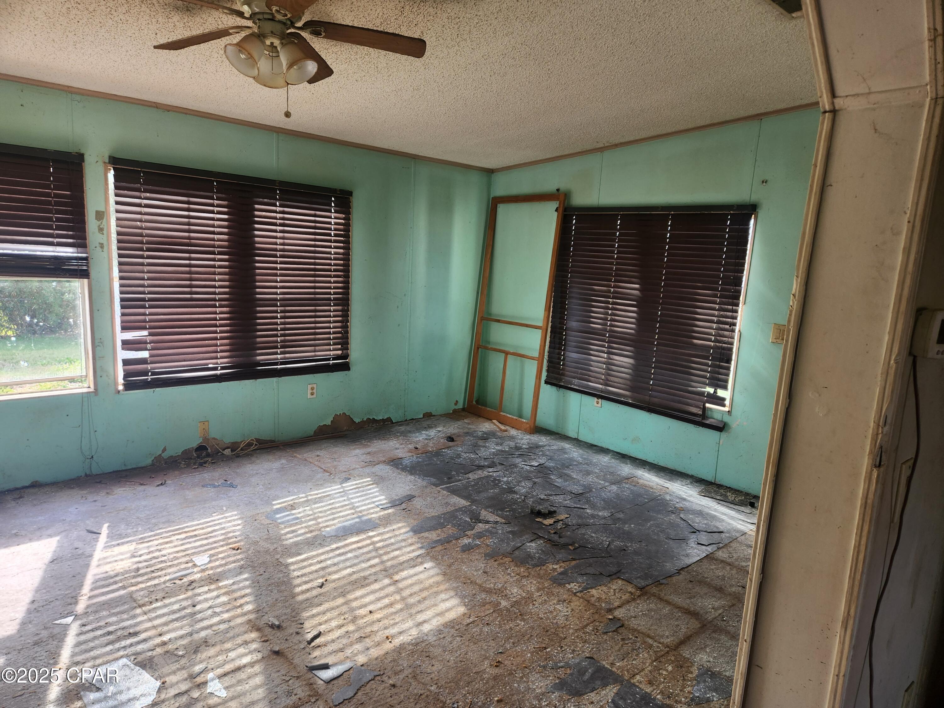 Sweetwater Village S Ph I - Residential