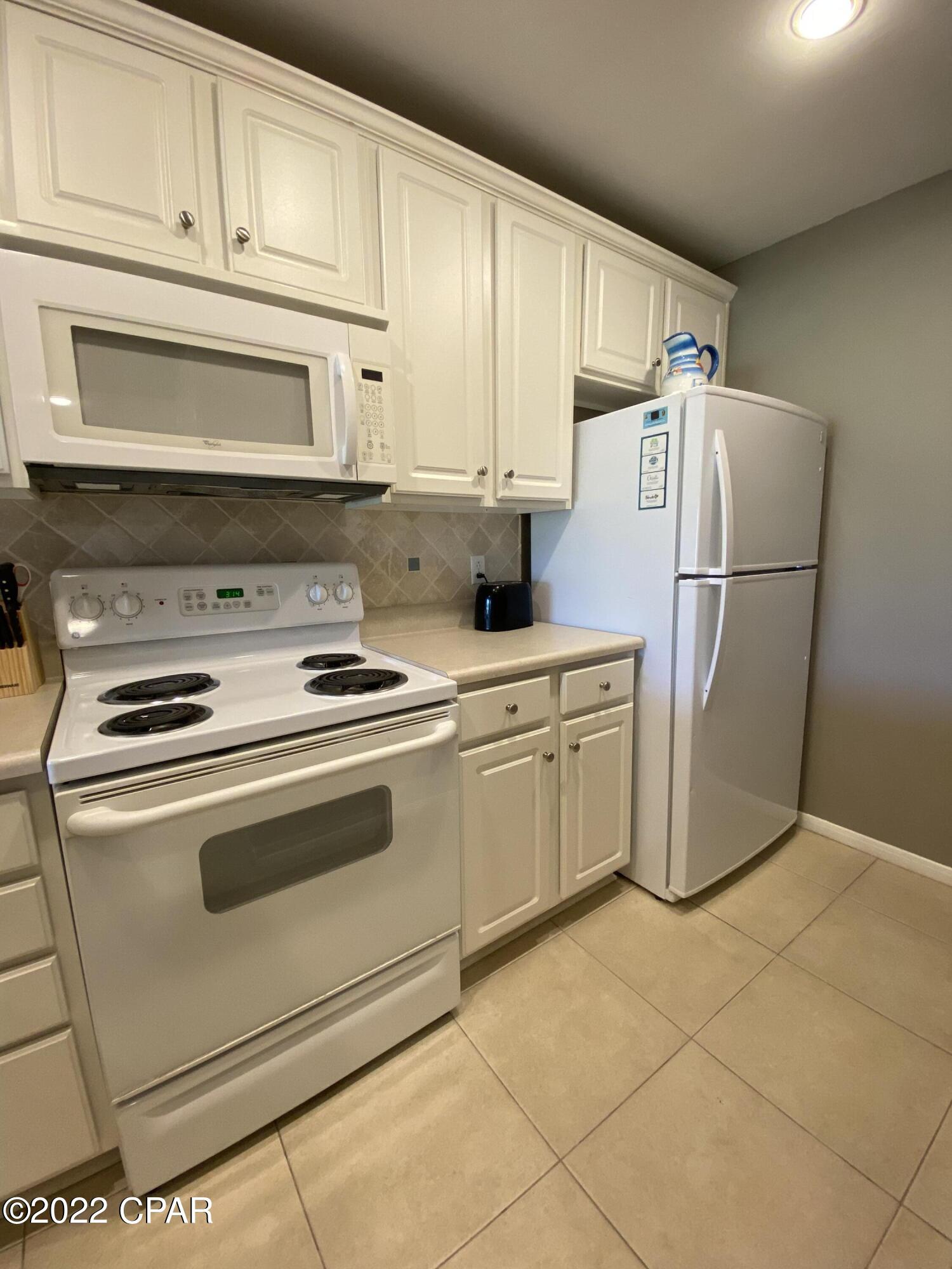 Edgewater Golf Villas V-A - Residential