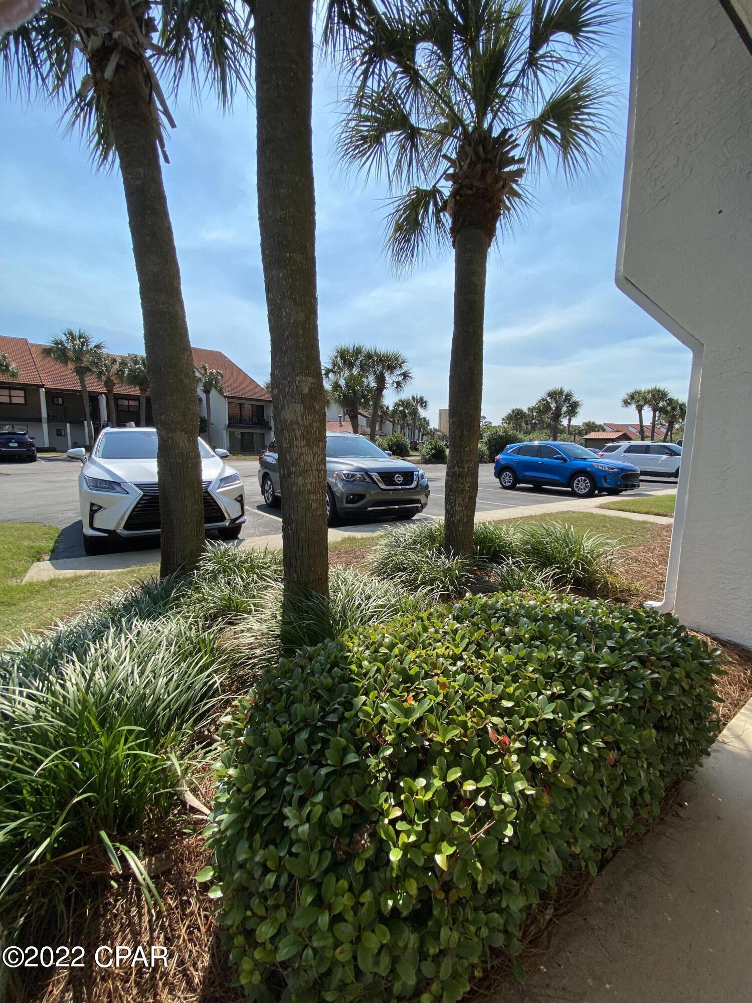 Edgewater Golf Villas V-A - Residential