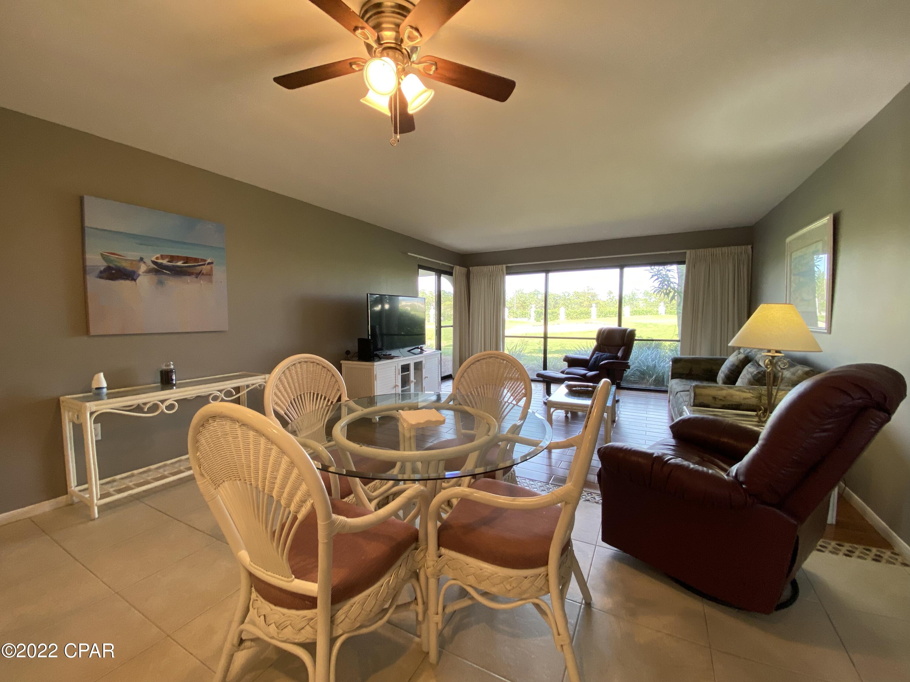 Edgewater Golf Villas V-A - Residential