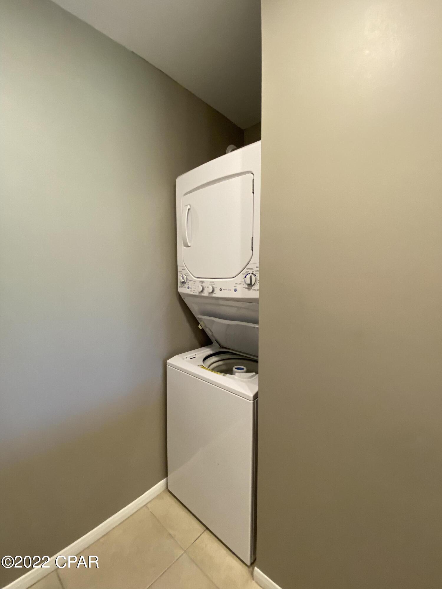 Edgewater Golf Villas V-A - Residential