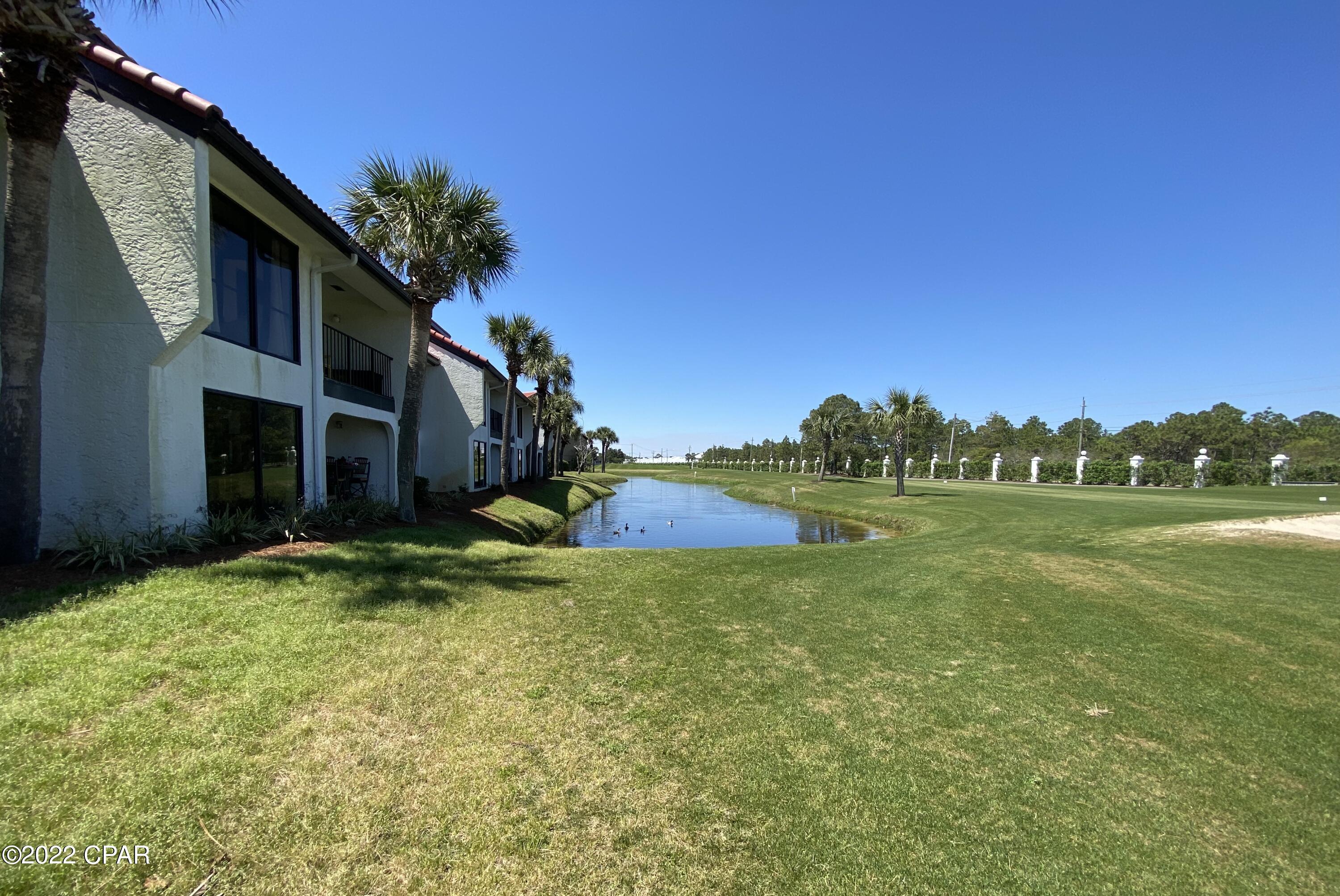 Edgewater Golf Villas V-A - Residential