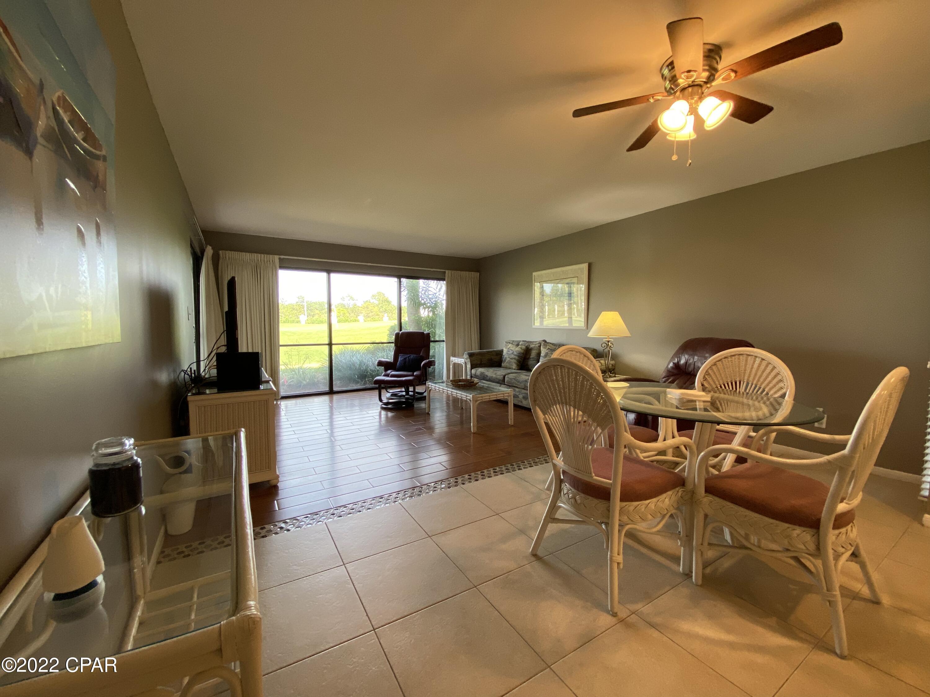 Edgewater Golf Villas V-A - Residential