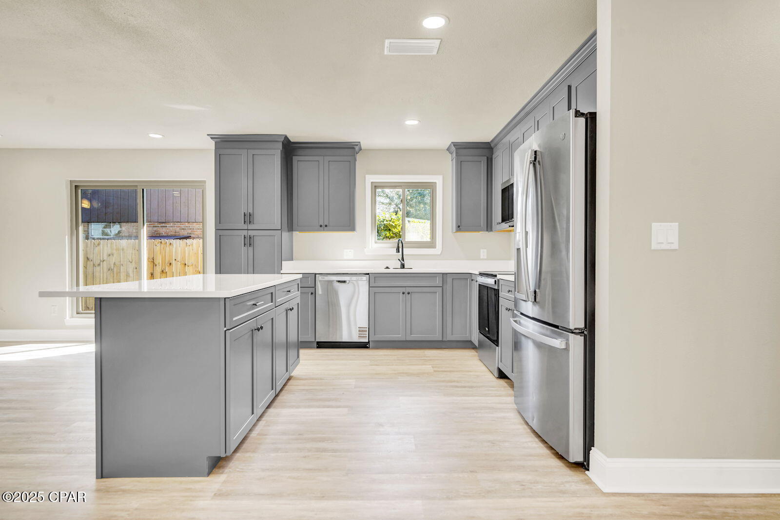 Gilbert Lake Est. U-1 - Residential Lease