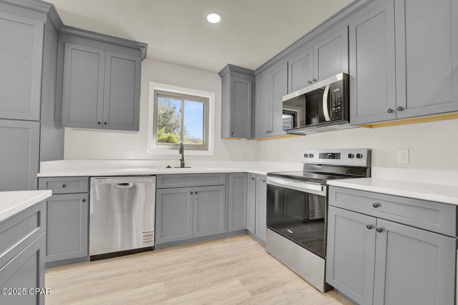 Gilbert Lake Est. U-1 - Residential Lease