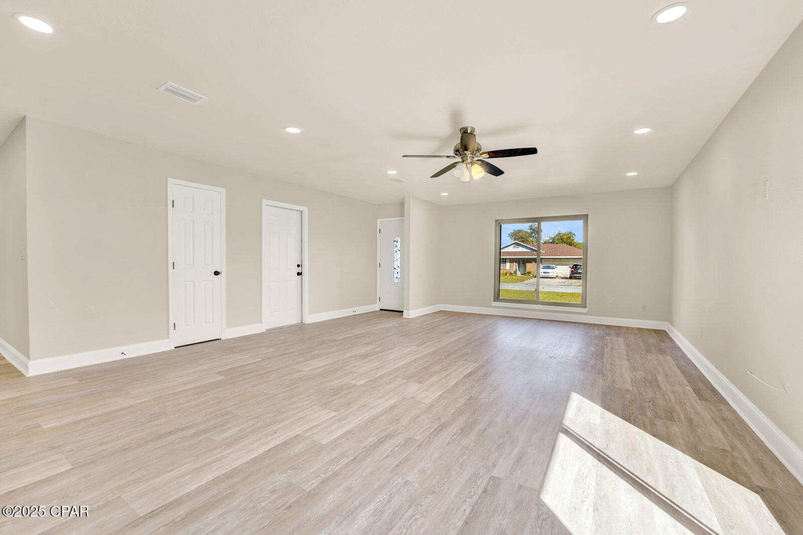 Gilbert Lake Est. U-1 - Residential Lease