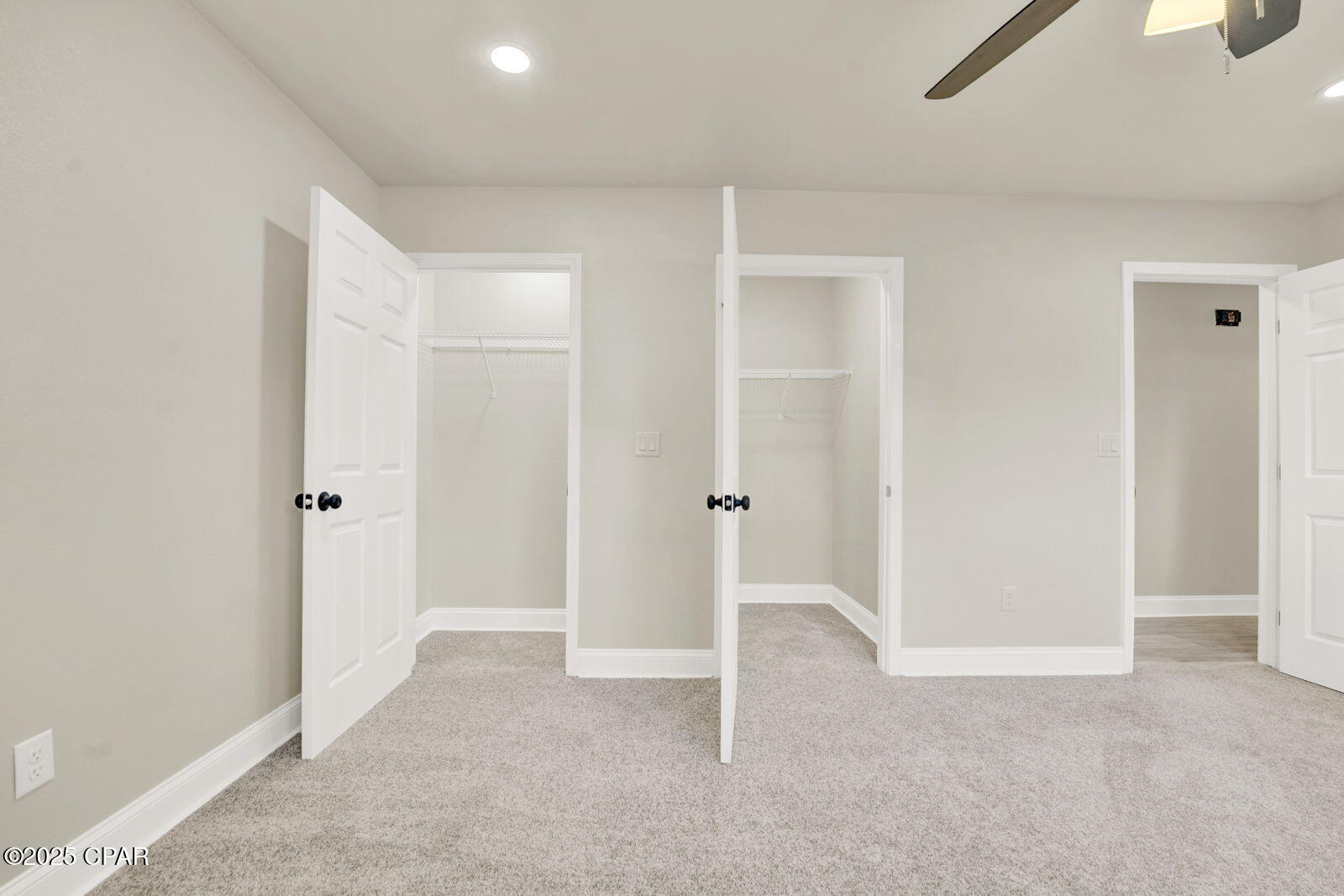 Gilbert Lake Est. U-1 - Residential Lease