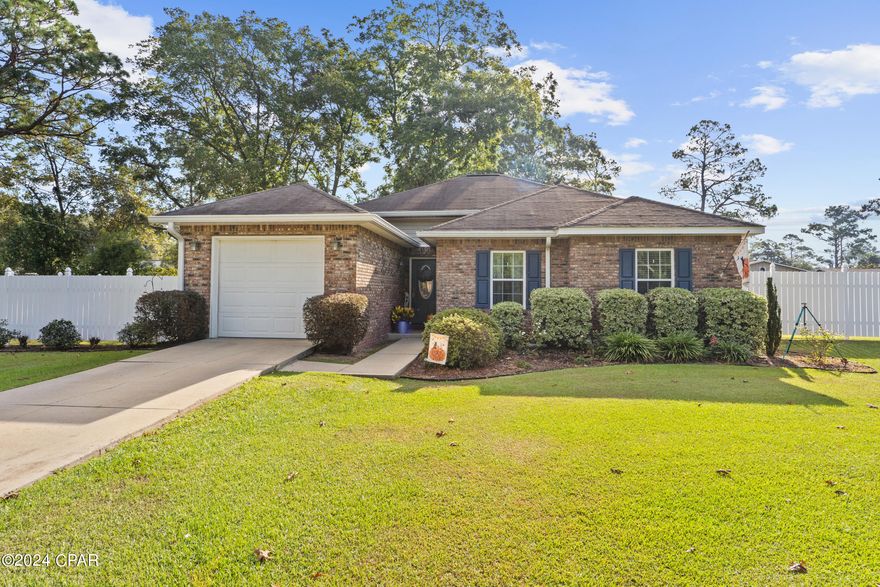 Under Contract, Seller is taking back up offers.This cozy open floor plan home sits inside the city limits and is in move in ready condition .It features 3/2 set up. The kitchen features Kraftmaid cabinets with the dining room with in the kitchen area and it is surrounded by bay windows. The master suite has 2 closets and a walkin shower. The master bedroom has veiws of the large backyard. The 1/2 acre yard is lined with privacy fencing.