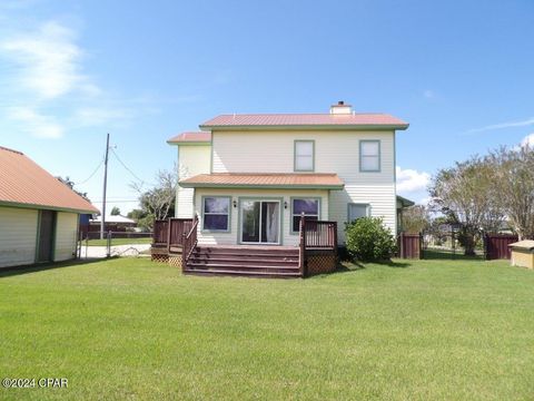 A home in Lynn Haven