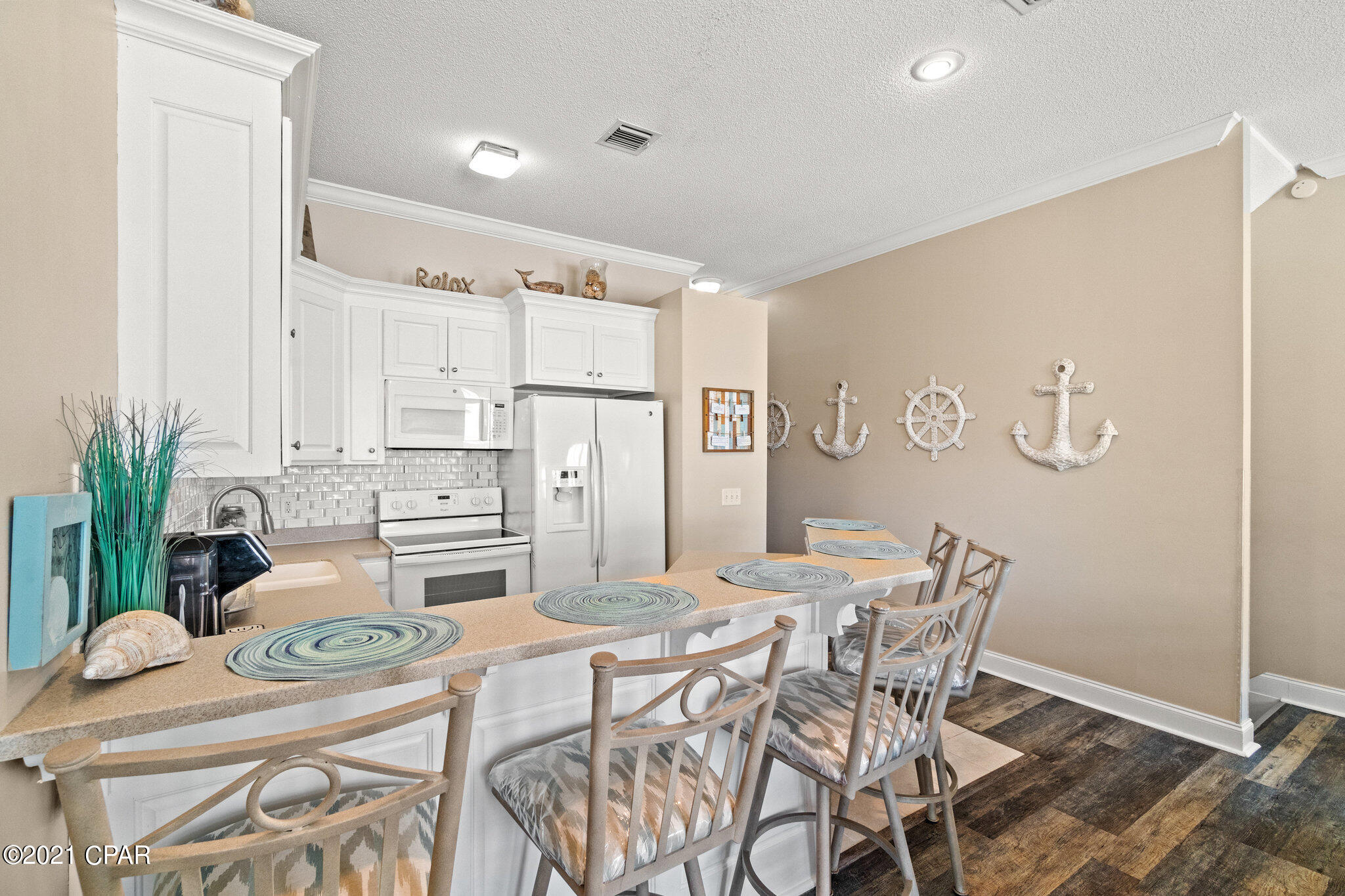 The Palms - Residential