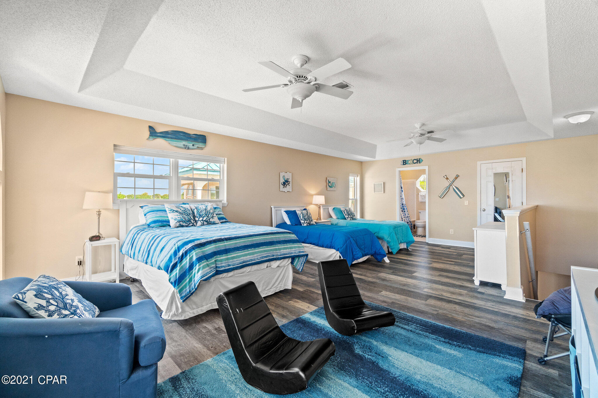 The Palms - Residential