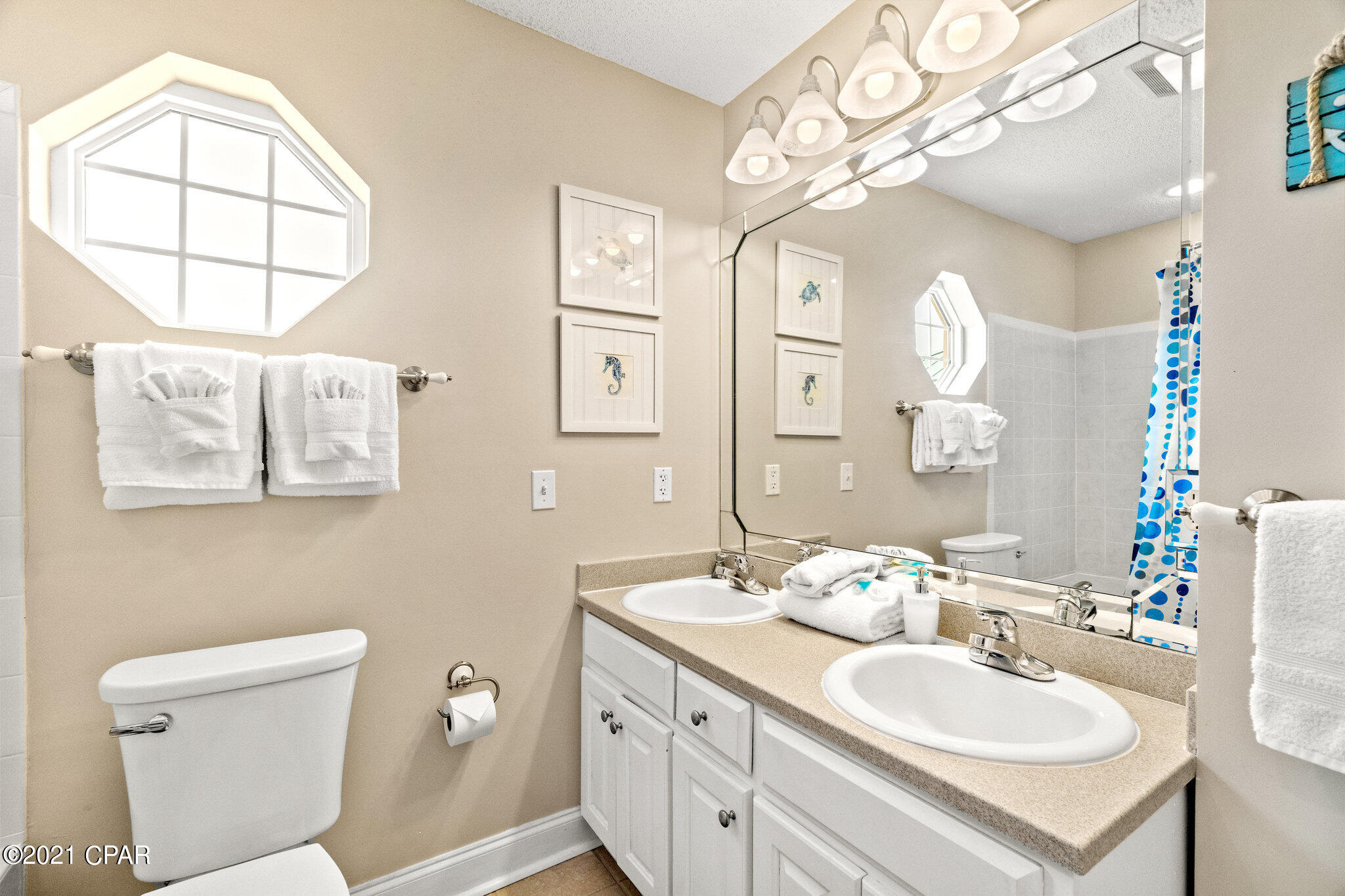 The Palms - Residential