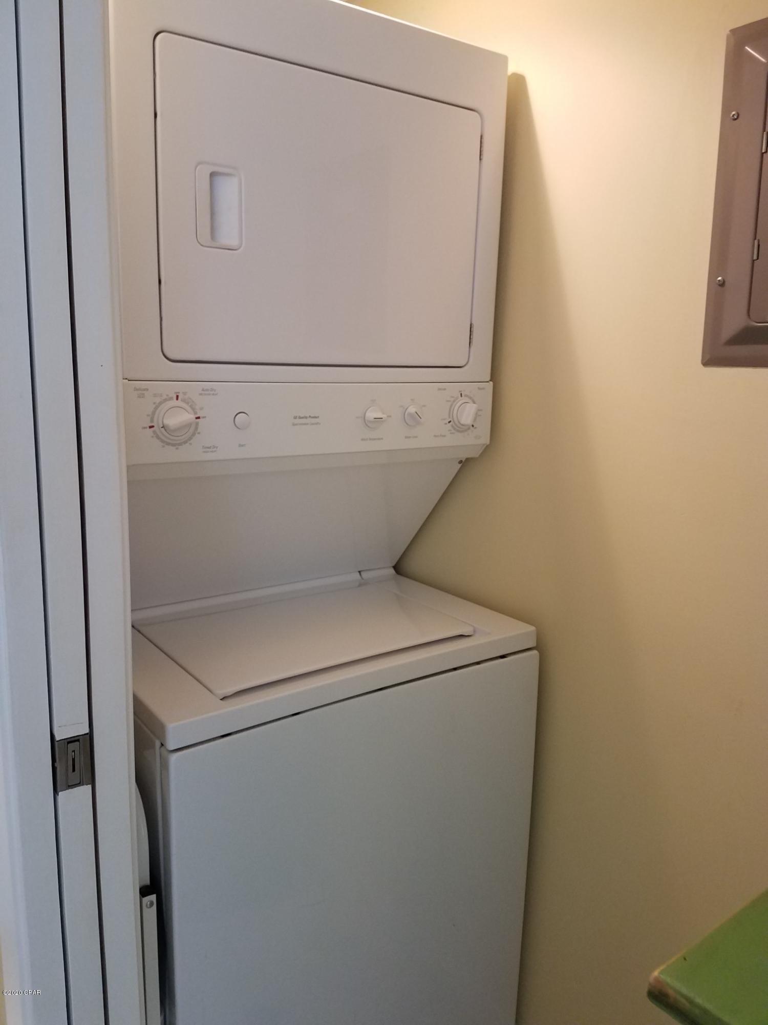 Long Beach Towers IV - Residential