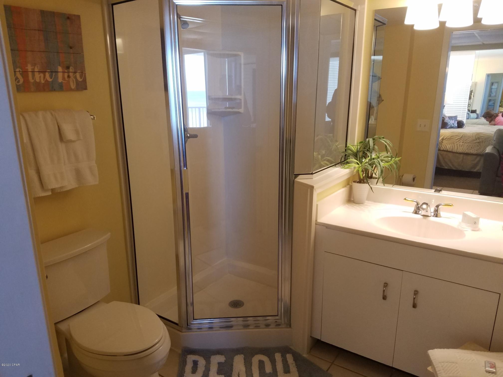 Long Beach Towers IV - Residential