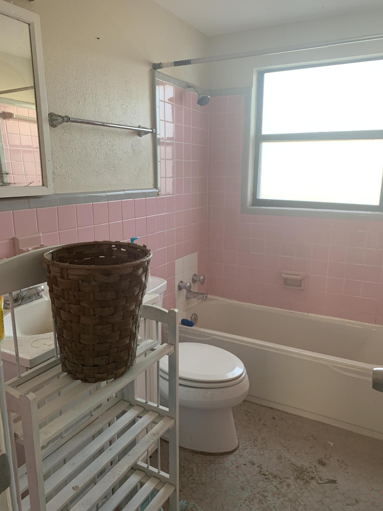 Lake Drive Heights - Residential