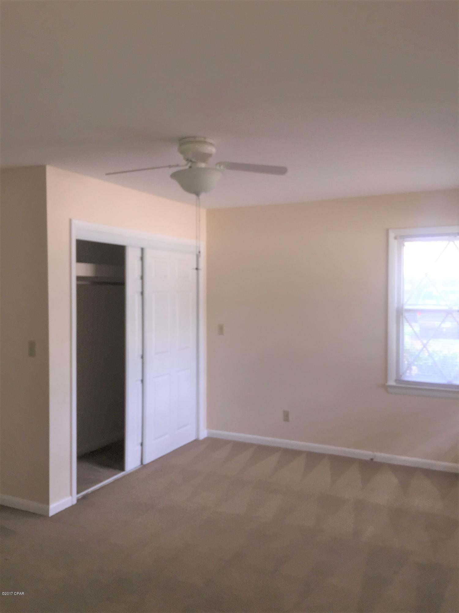 Long Point Park 3rd Add - Residential Lease