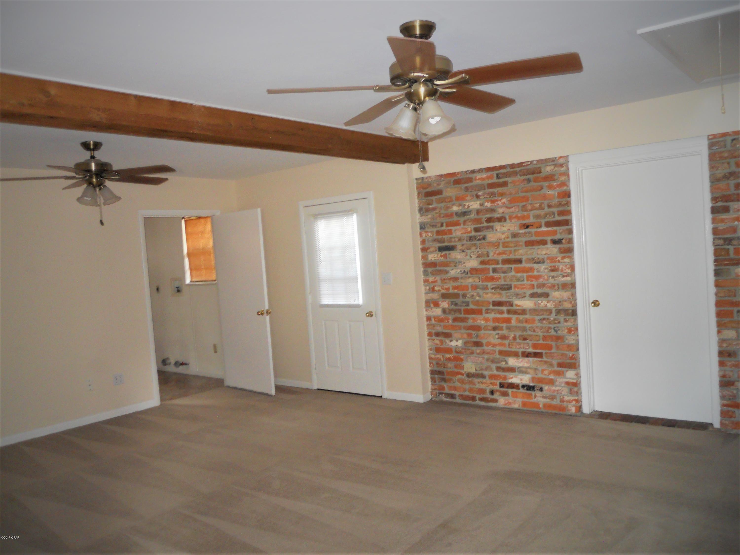 Long Point Park 3rd Add - Residential Lease