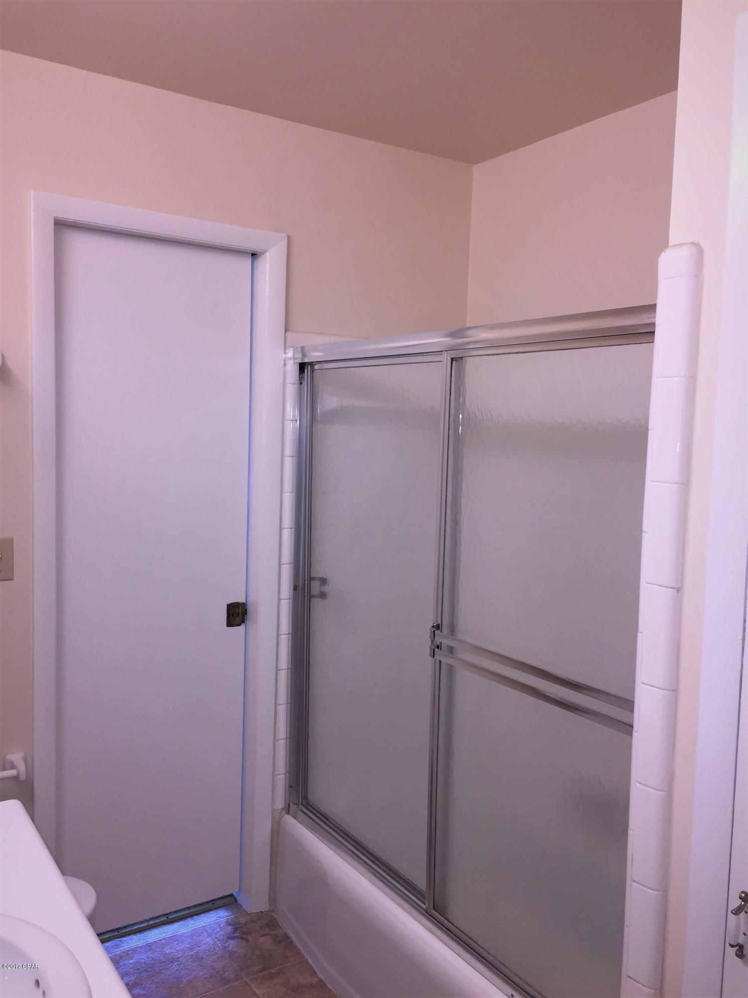 Long Point Park 3rd Add - Residential Lease