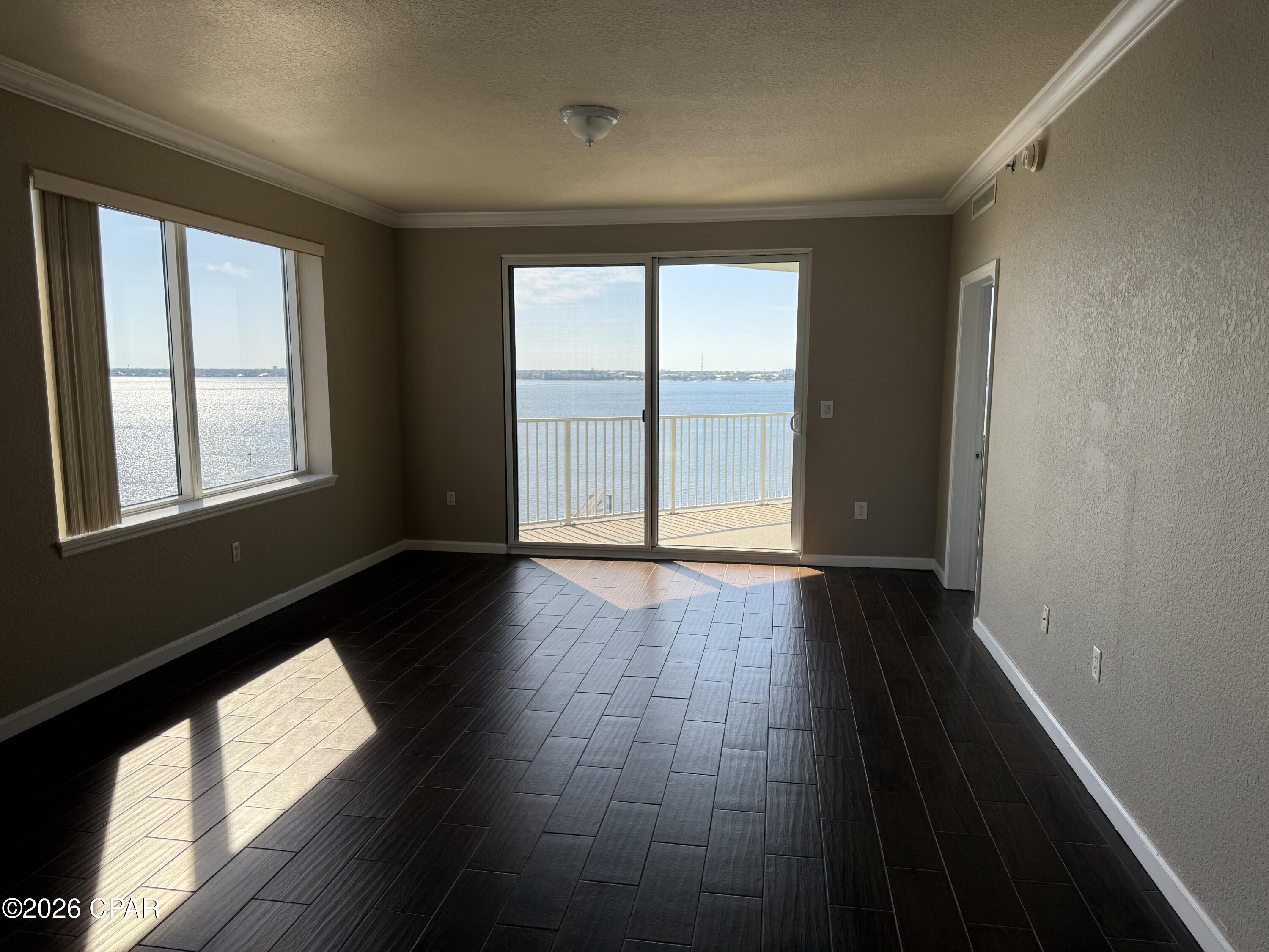 Hibiscus By The Bay - Residential