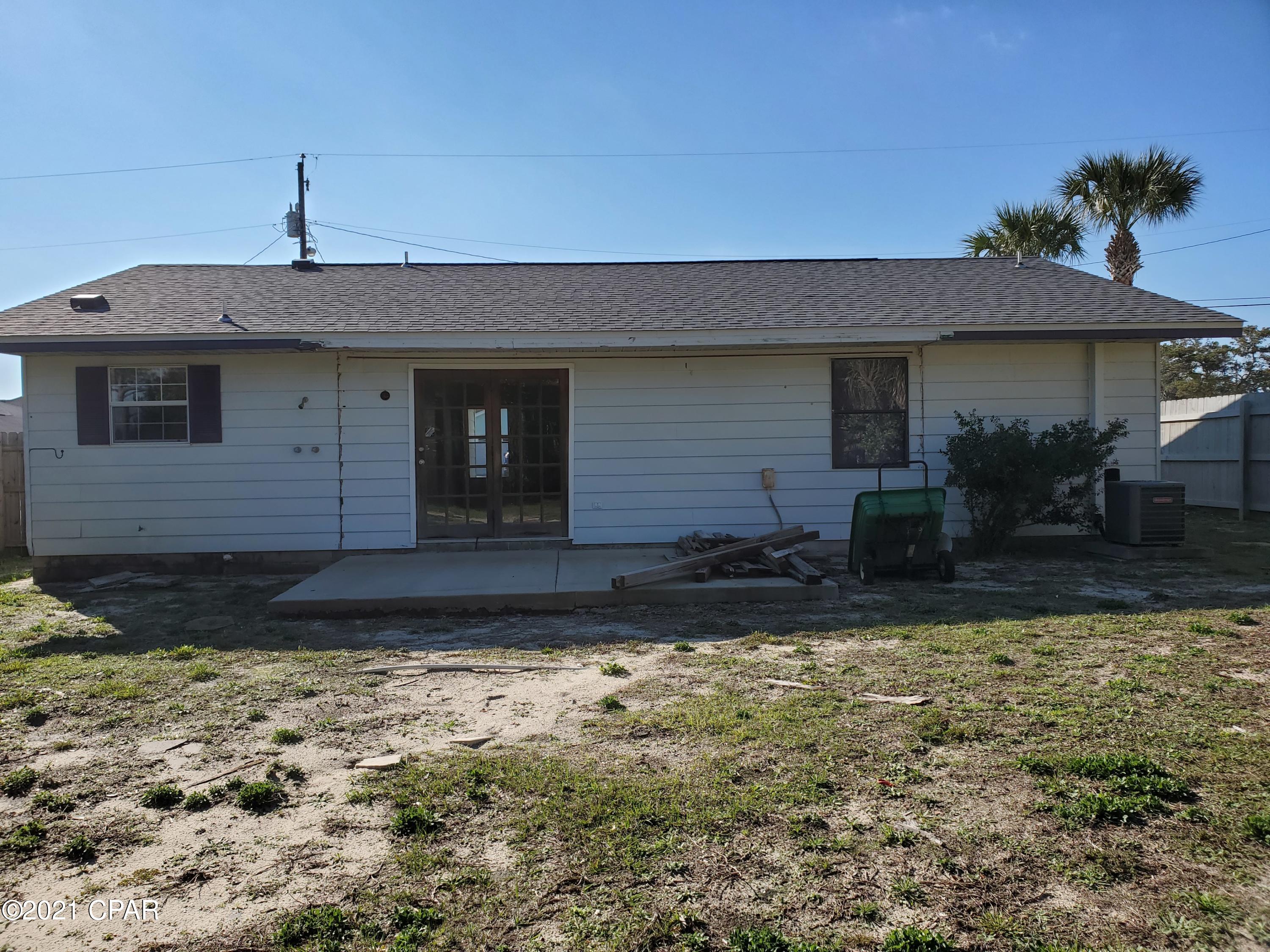 Hutchison's 1st To Bahama Bch - Residential