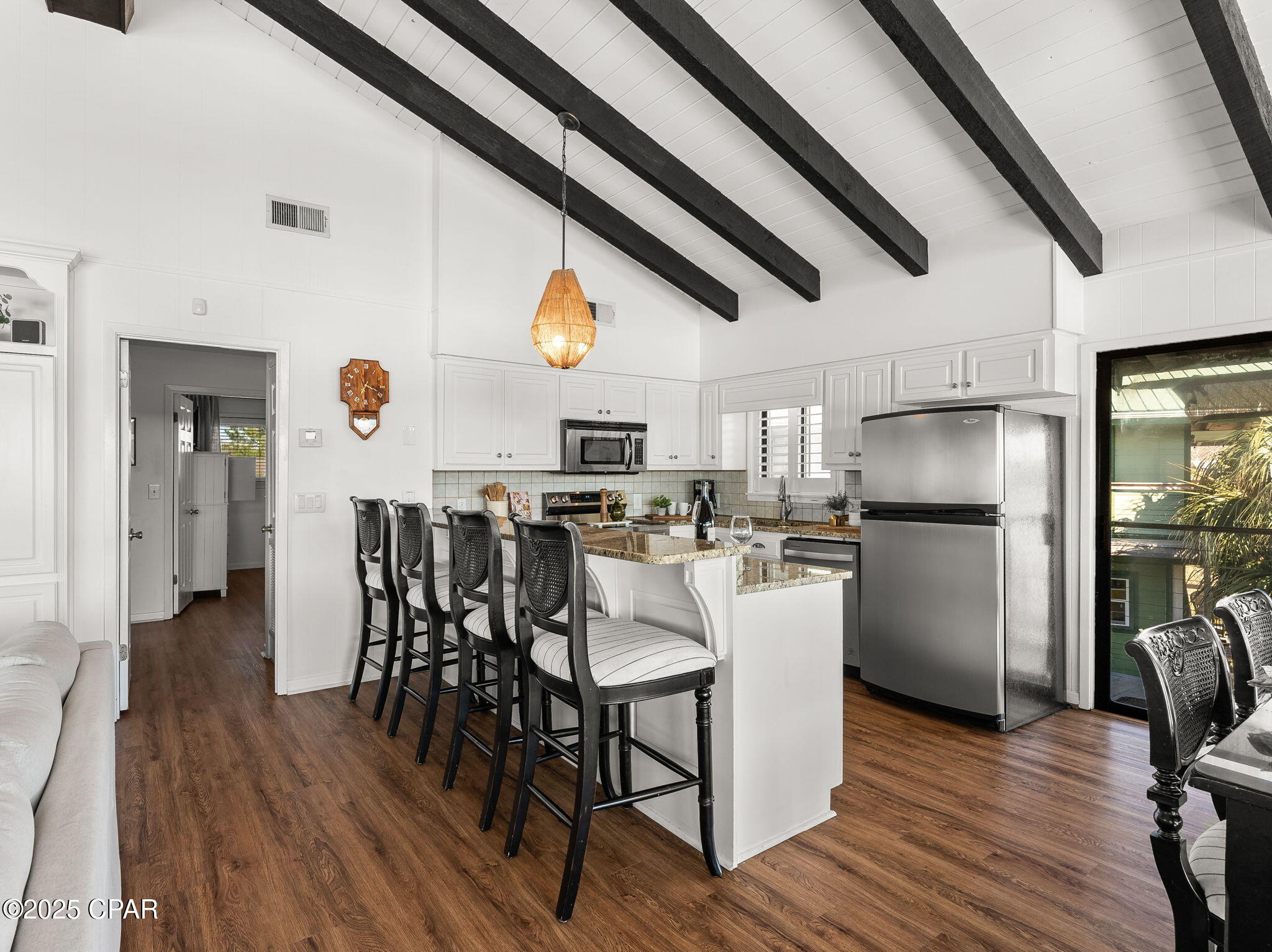 Laguna Beach Estates 7th Add - Residential