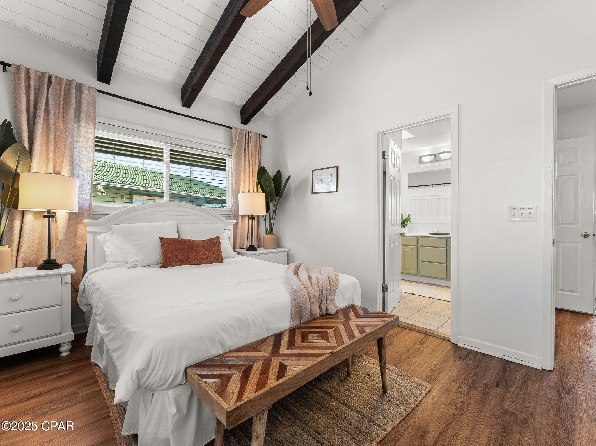 Laguna Beach Estates 7th Add - Residential