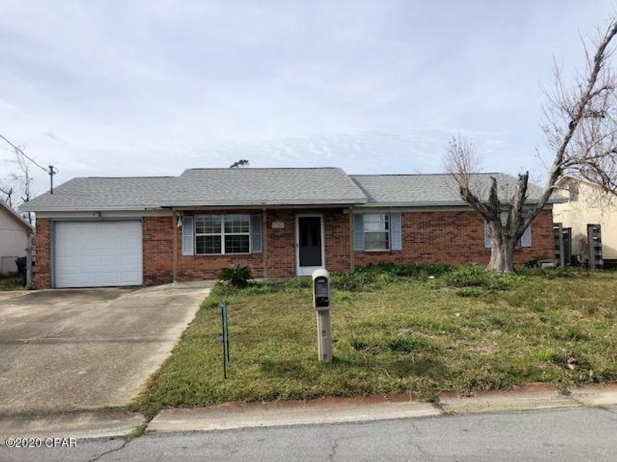 Investor / Rehabber special!  Brick front facade ranch with new roof  in lovely neighborhood.  Needs rehab.  Ideal for rental or flip.  Cash buyer only.  Must use seller's contract and complete inspection before making offer.  Contact agent for showing. All measurements are approximate. Please verify if important.