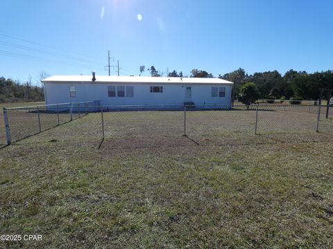 A home in Marianna