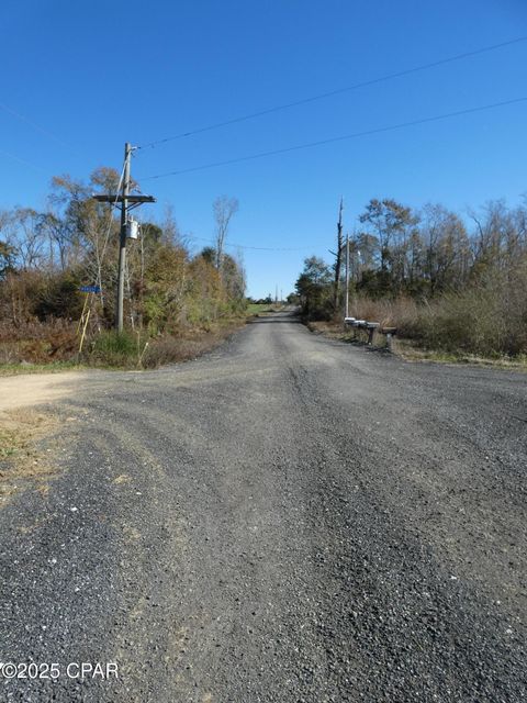 A home in Marianna