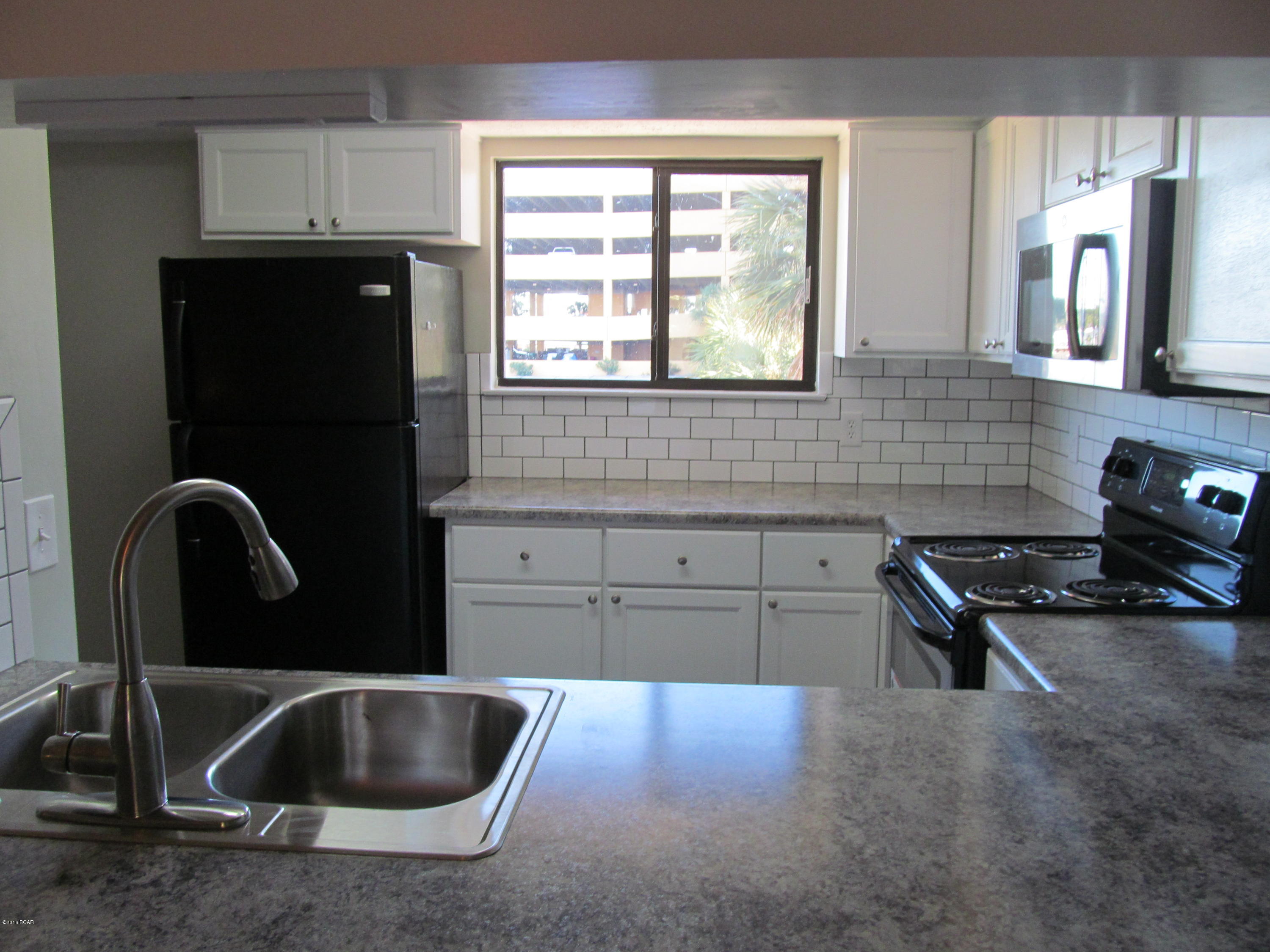 Gulf Lagoon Beach - Residential Lease