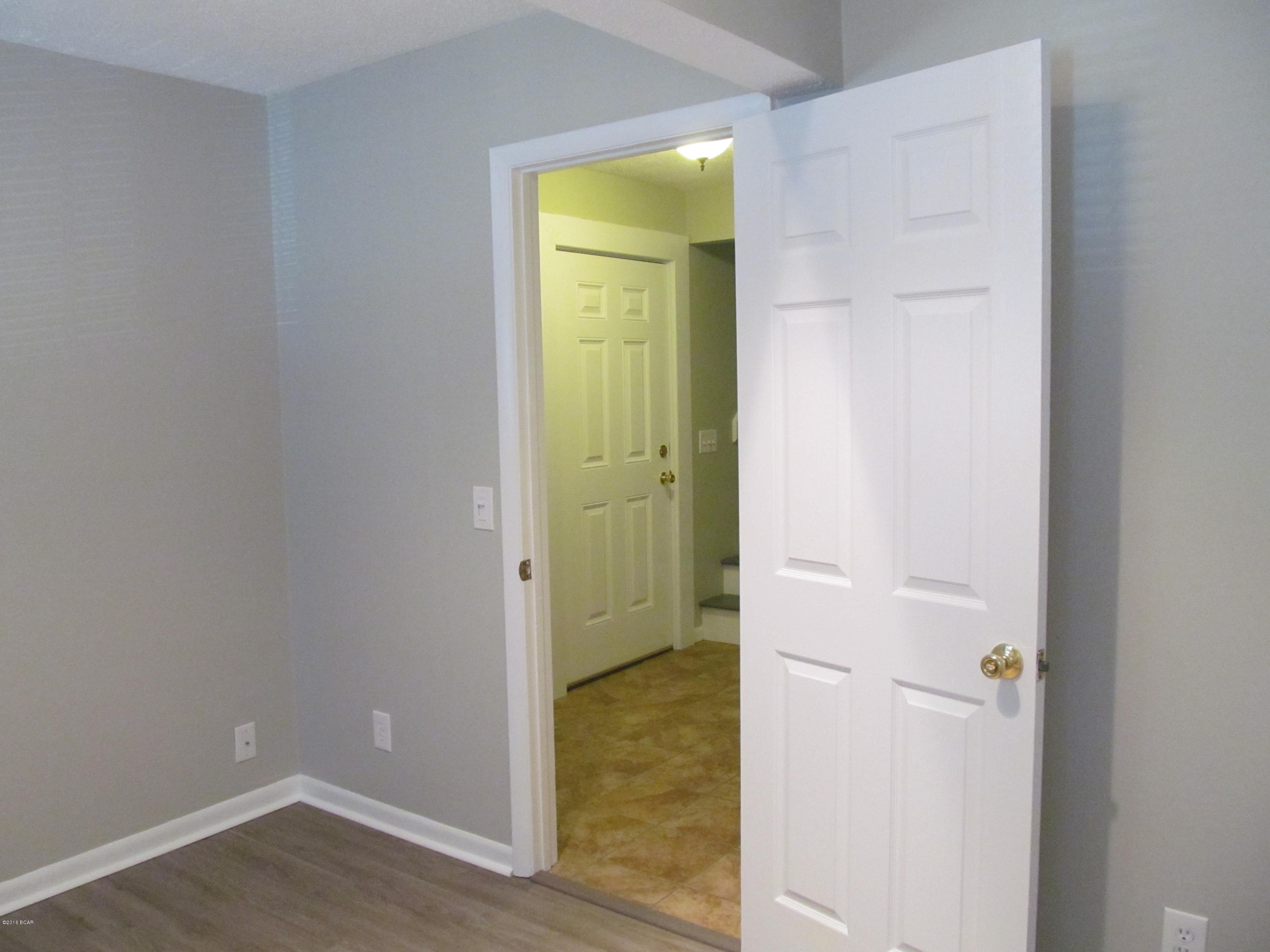 Gulf Lagoon Beach - Residential Lease