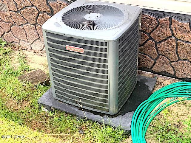 Creek Hollow Estates Unit - Residential