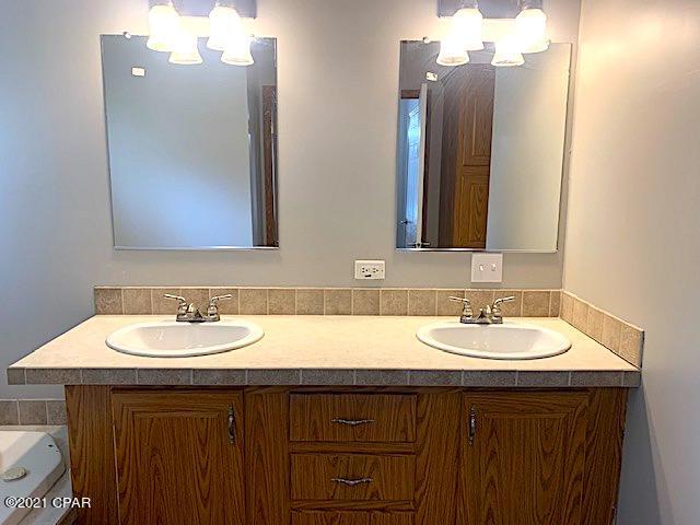 Creek Hollow Estates Unit - Residential