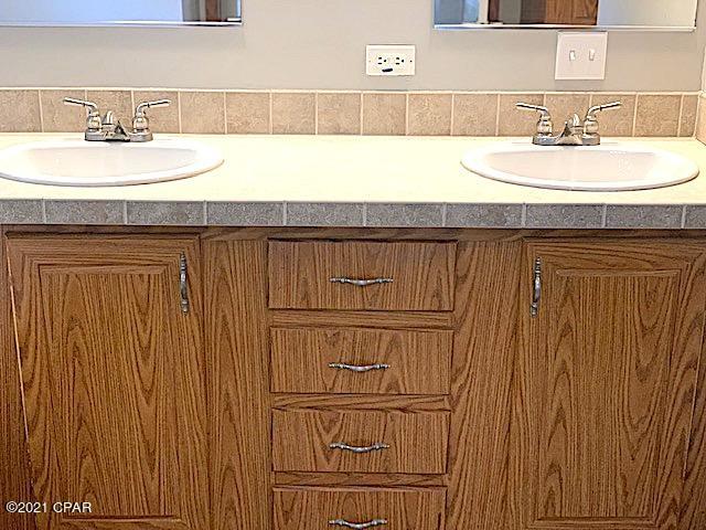 Creek Hollow Estates Unit - Residential