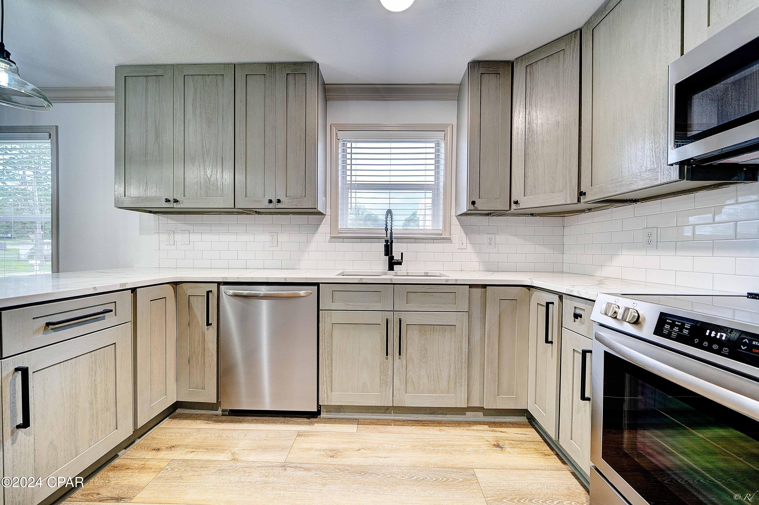 [No Recorded Subdiv] - Residential Lease