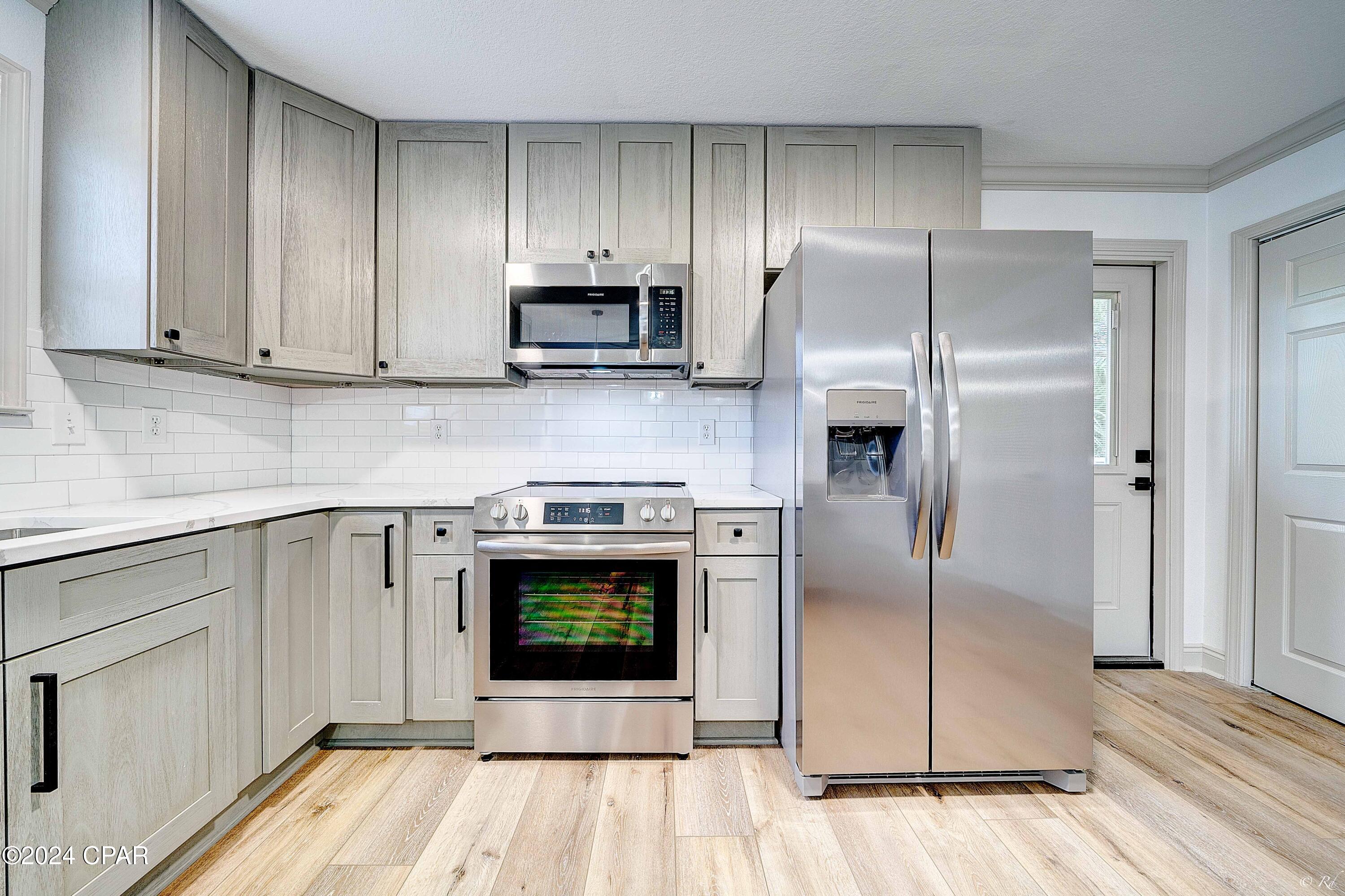 [No Recorded Subdiv] - Residential Lease