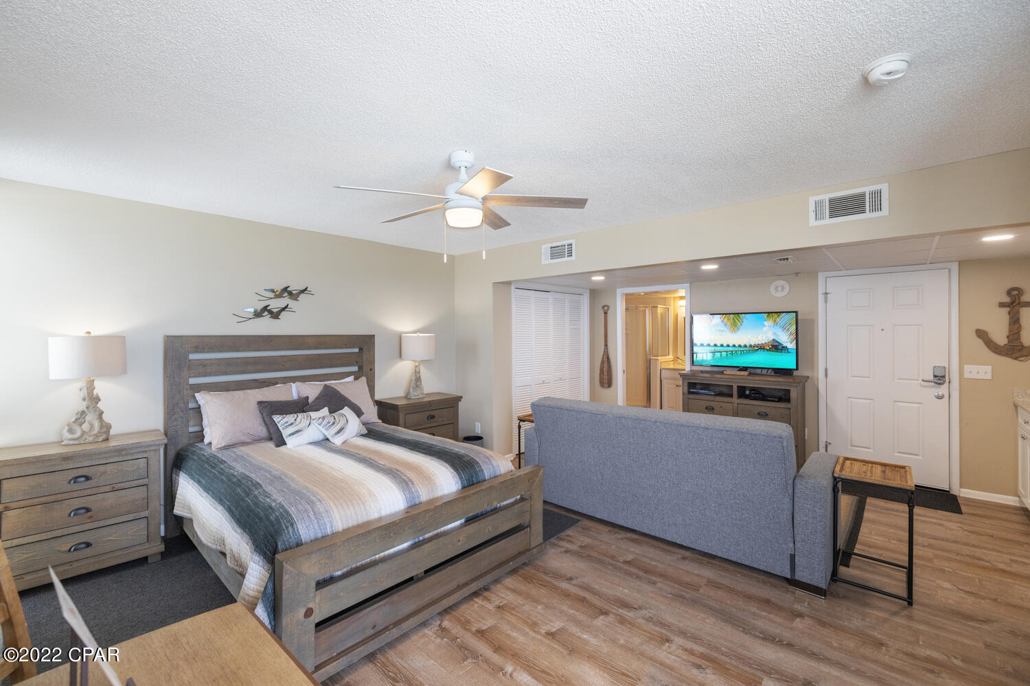 Long Beach Towers IV - Residential