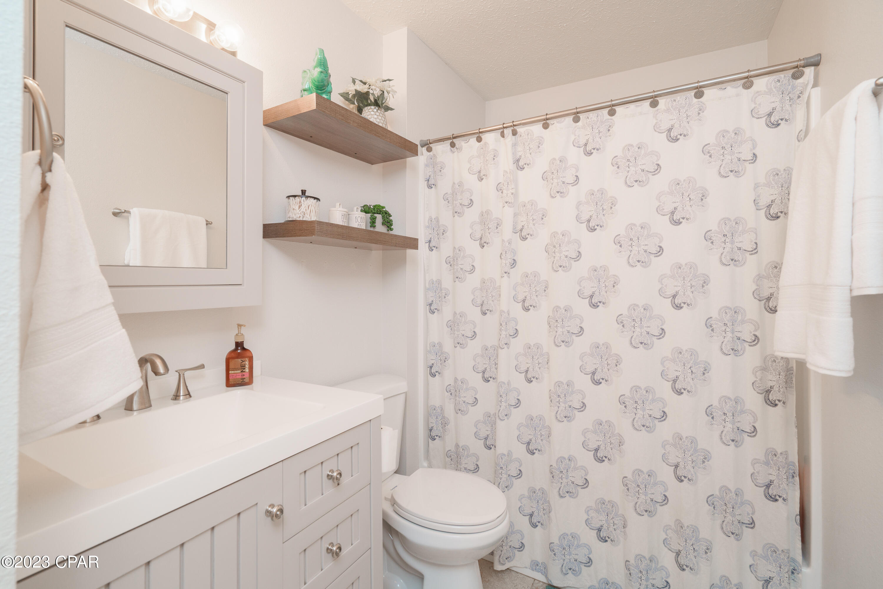 Pine Forest Est Ph 2 - Residential