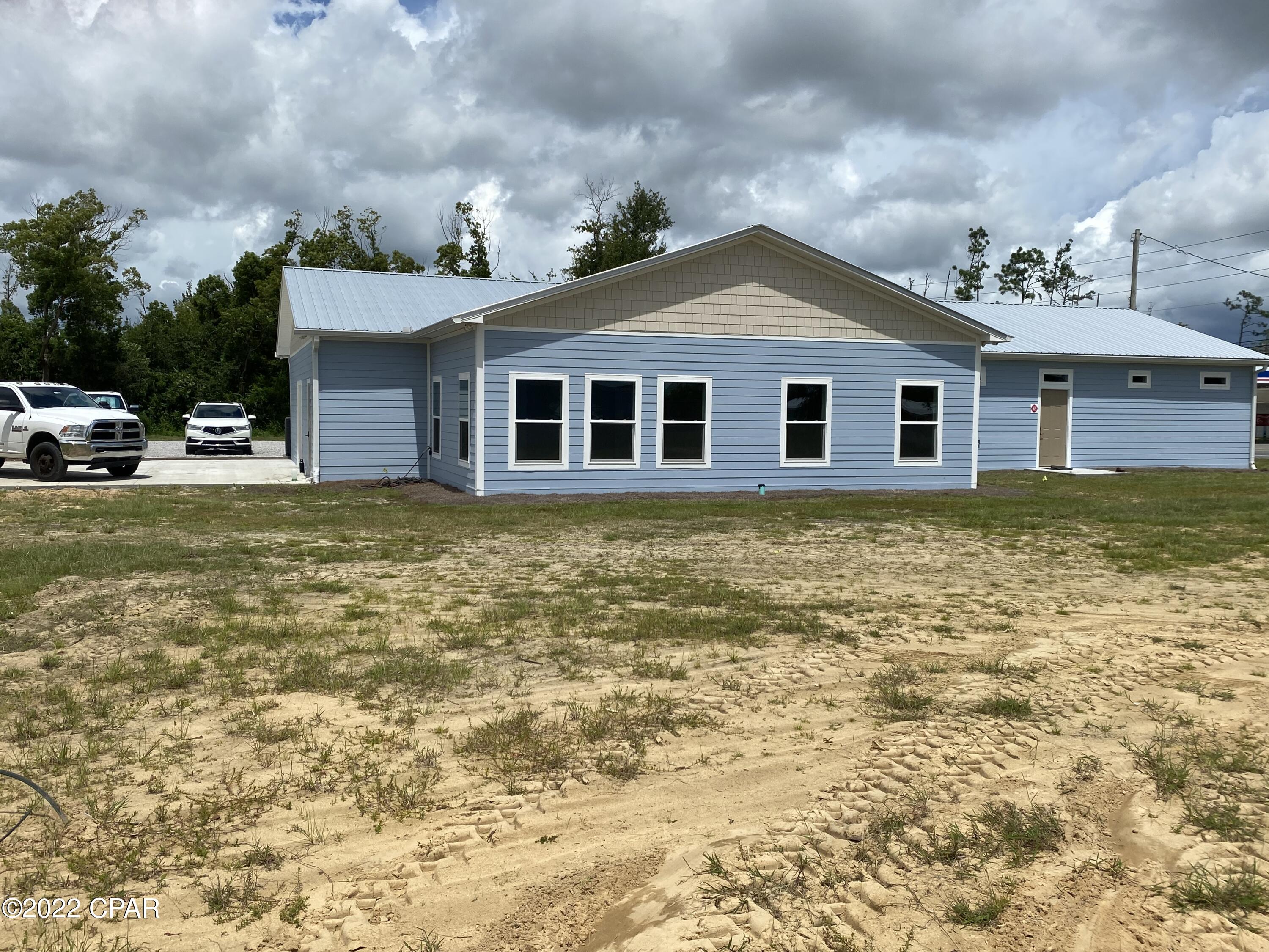 Highland City - Commercial Sale