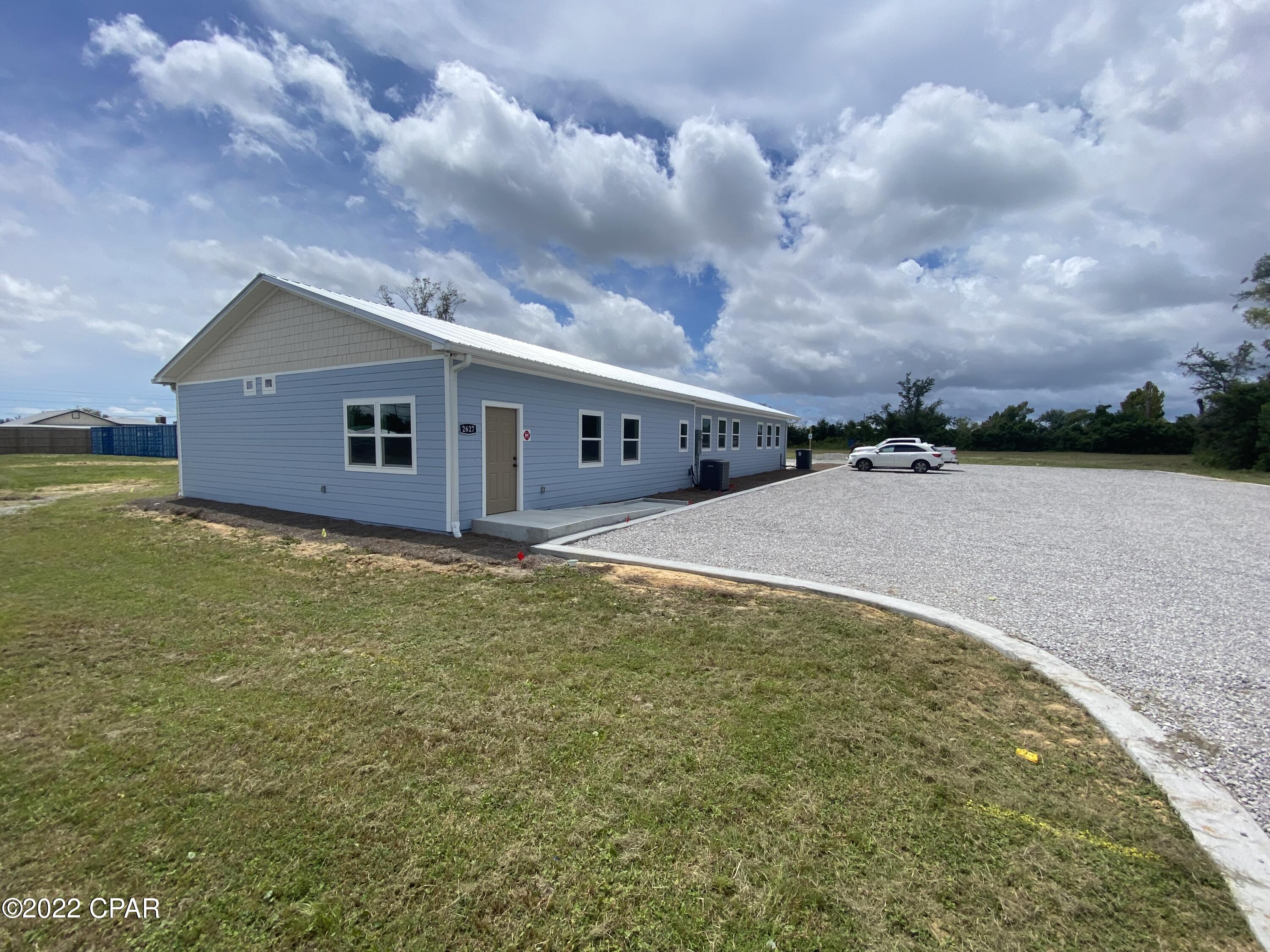 Highland City - Commercial Sale