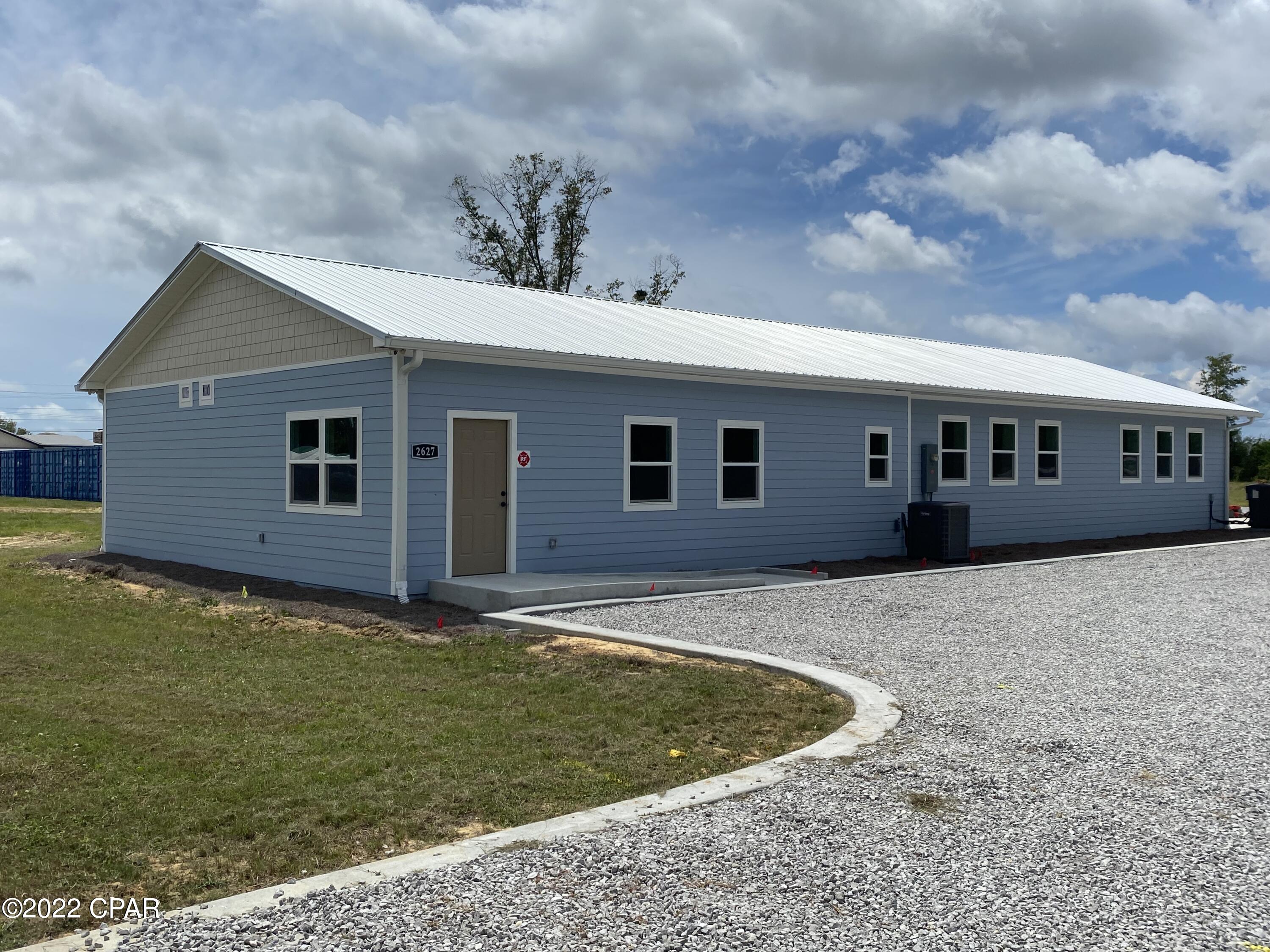 Highland City - Commercial Sale