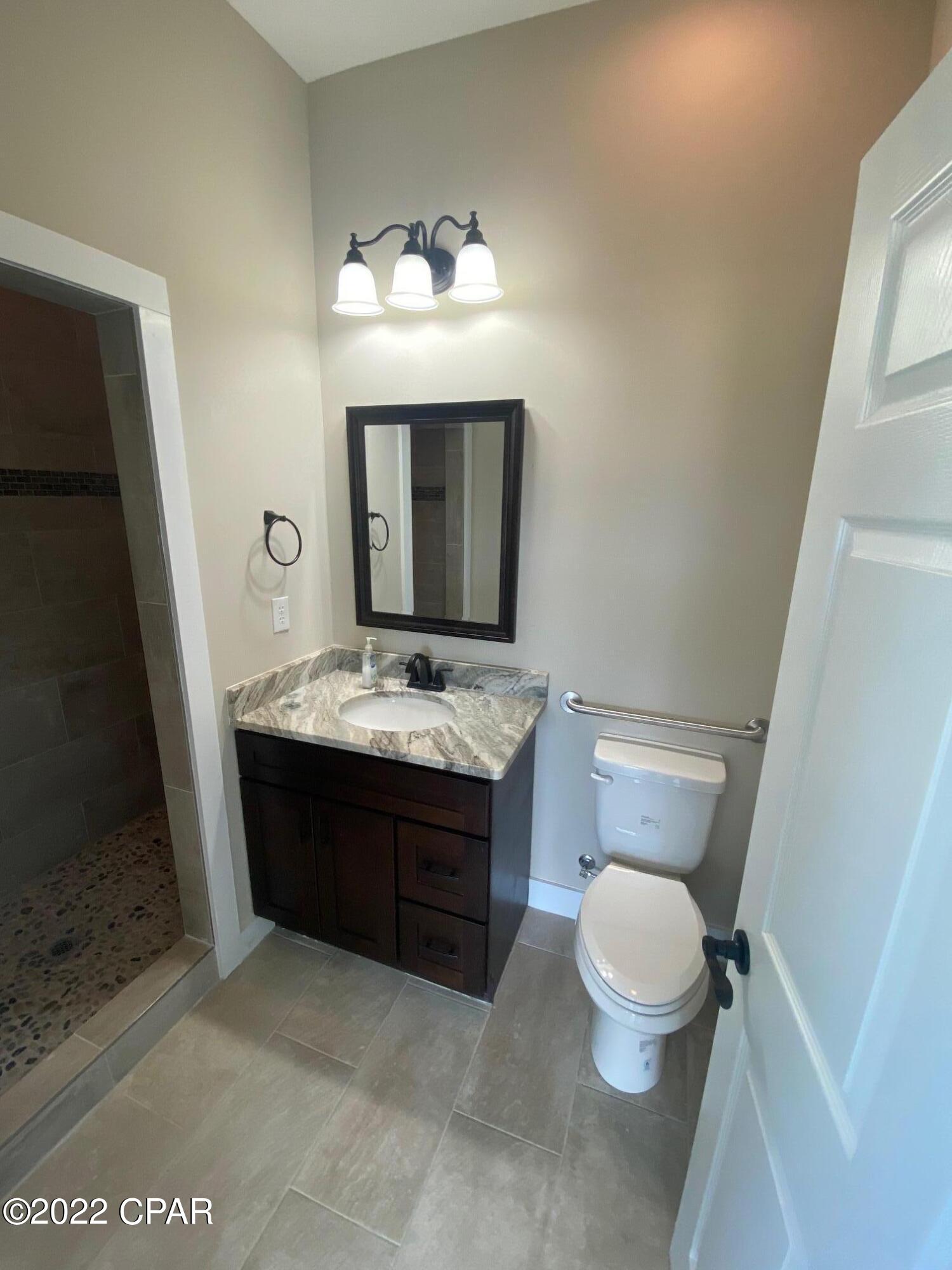 Highland City - Commercial Sale