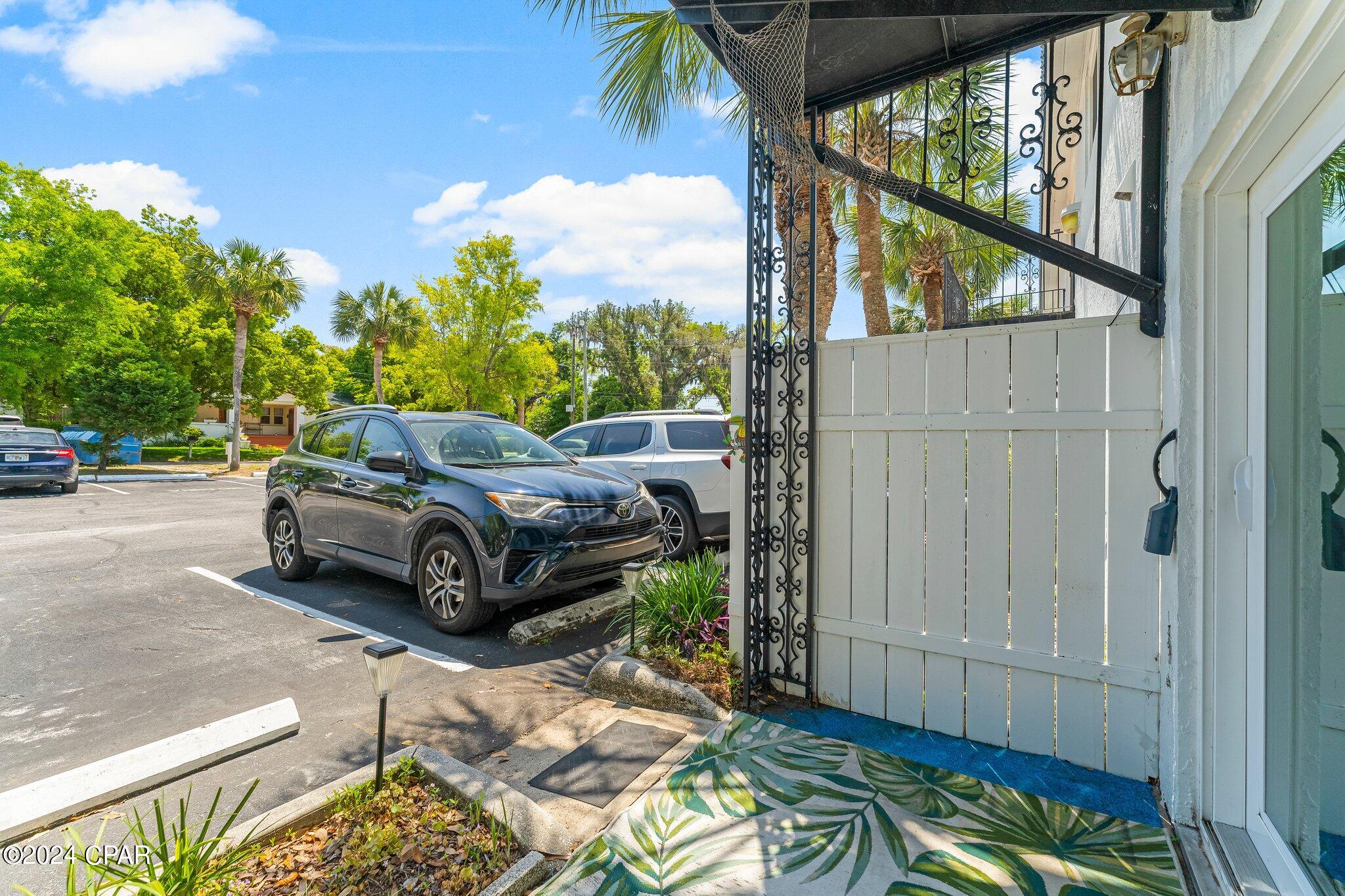 Bay Club Condo Ph 1 - Residential