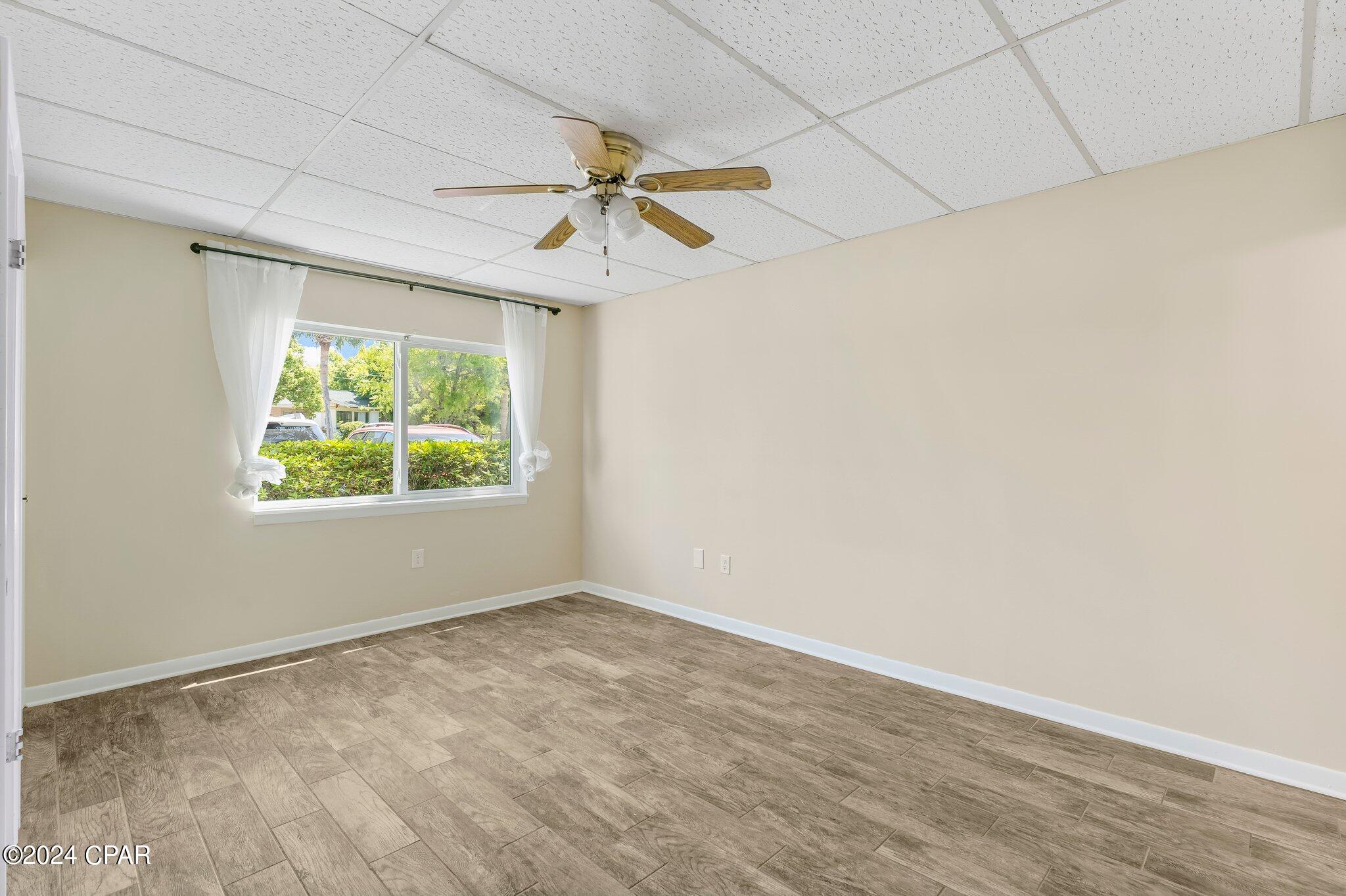 Bay Club Condo Ph 1 - Residential