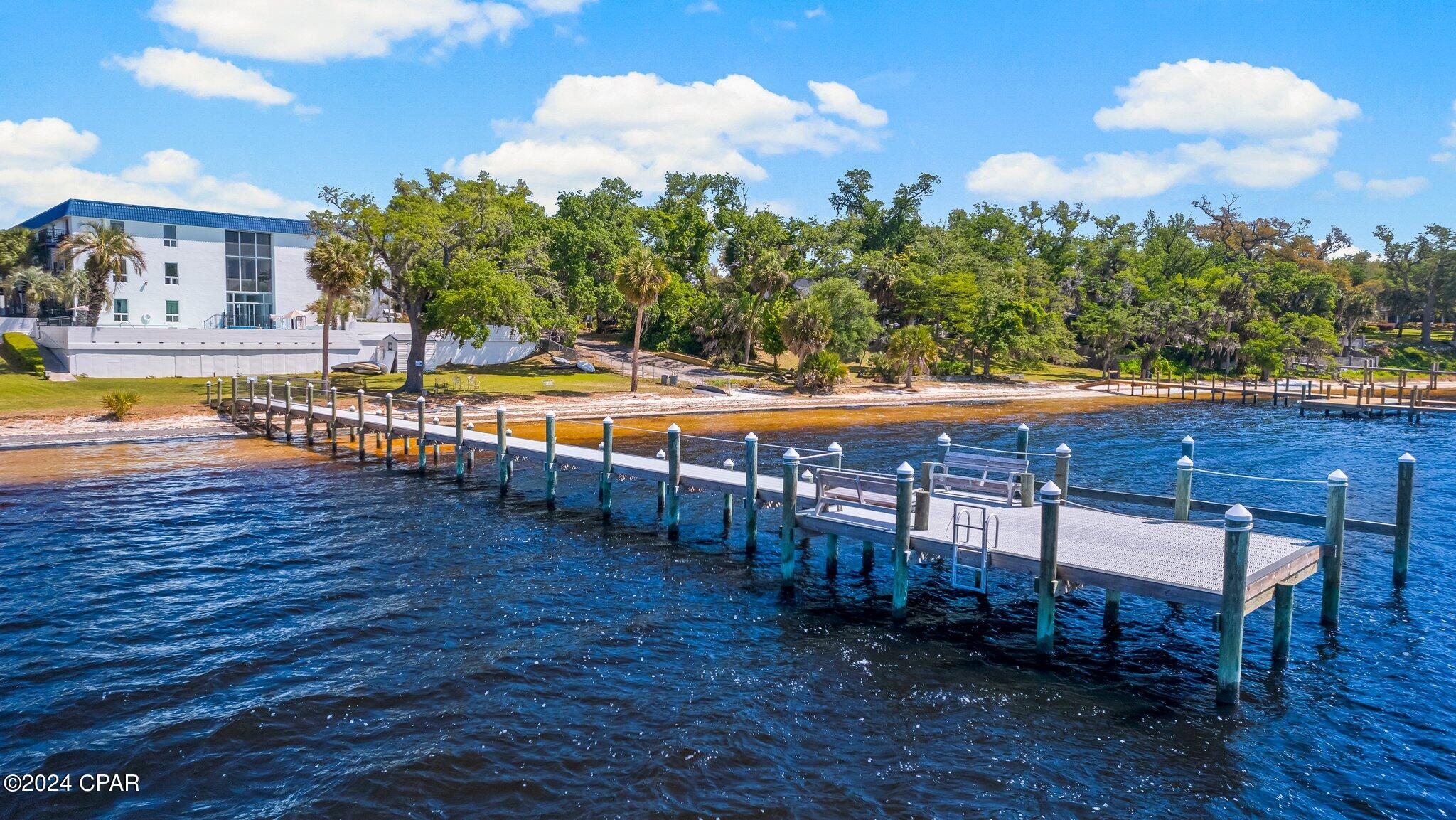 Bay Club Condo Ph 1 - Residential