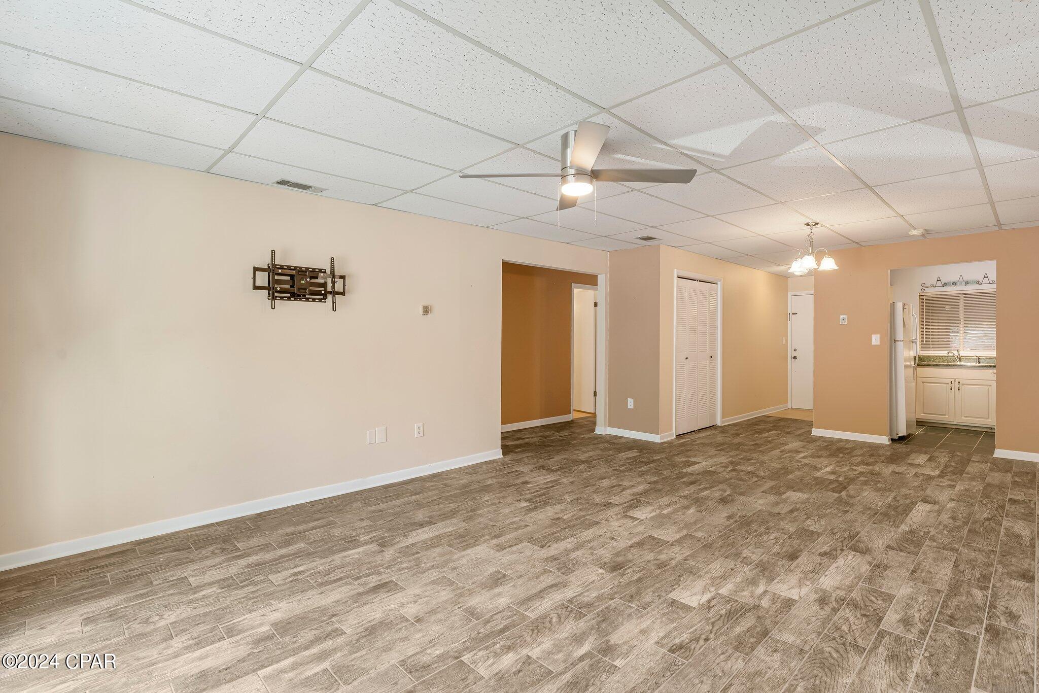 Bay Club Condo Ph 1 - Residential