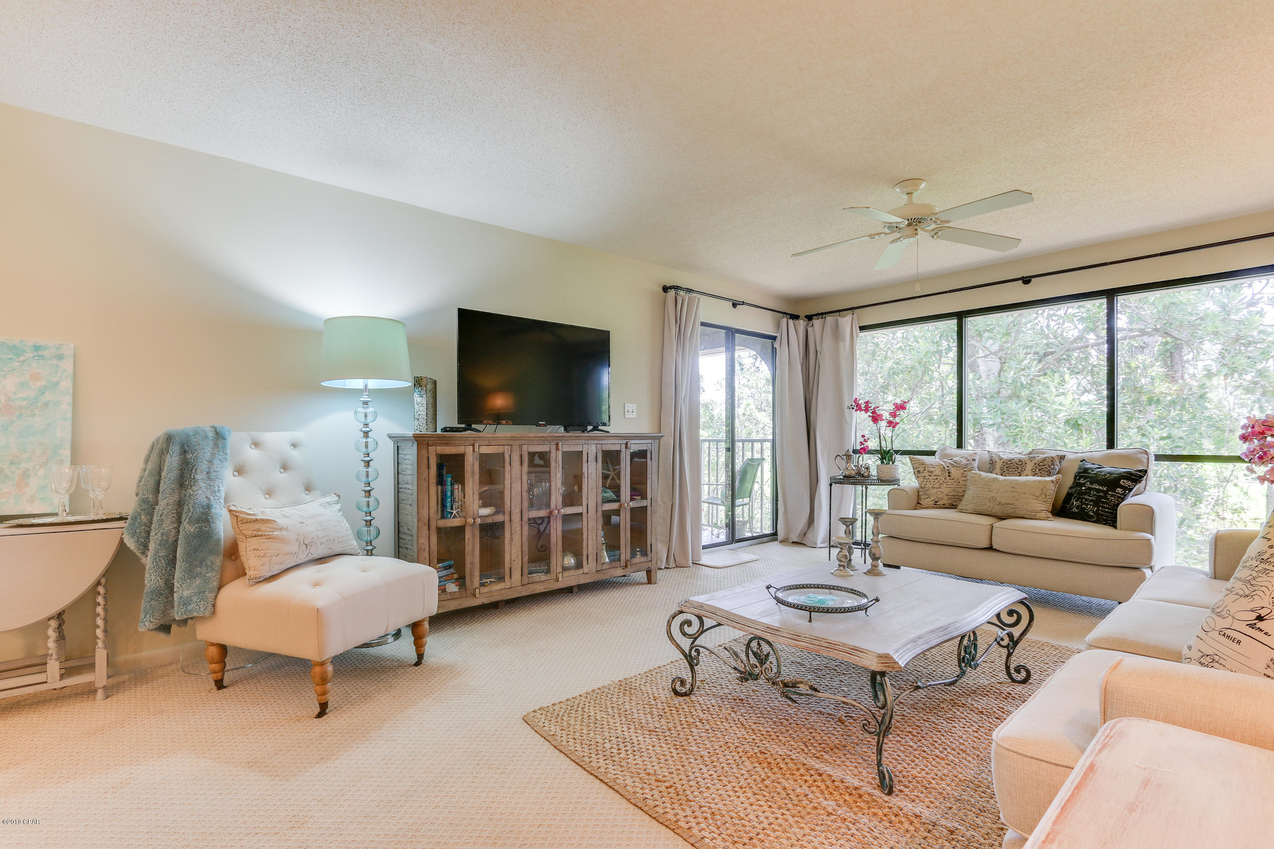 Hombre Golf Village - Residential