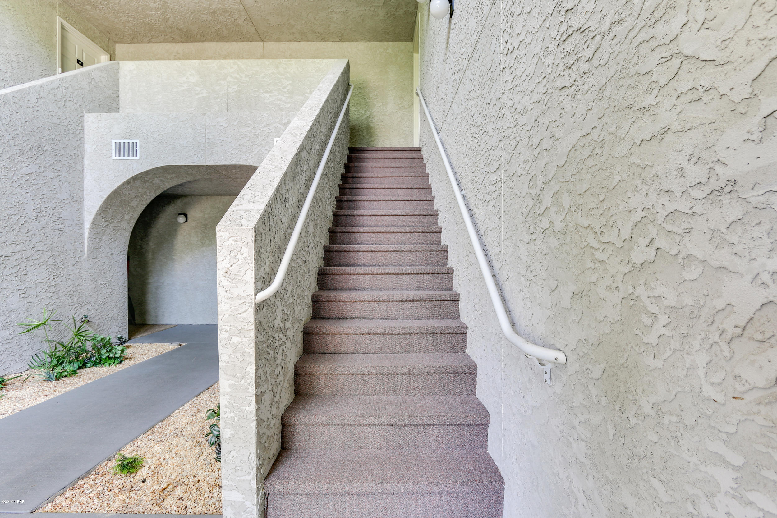 Hombre Golf Village - Residential